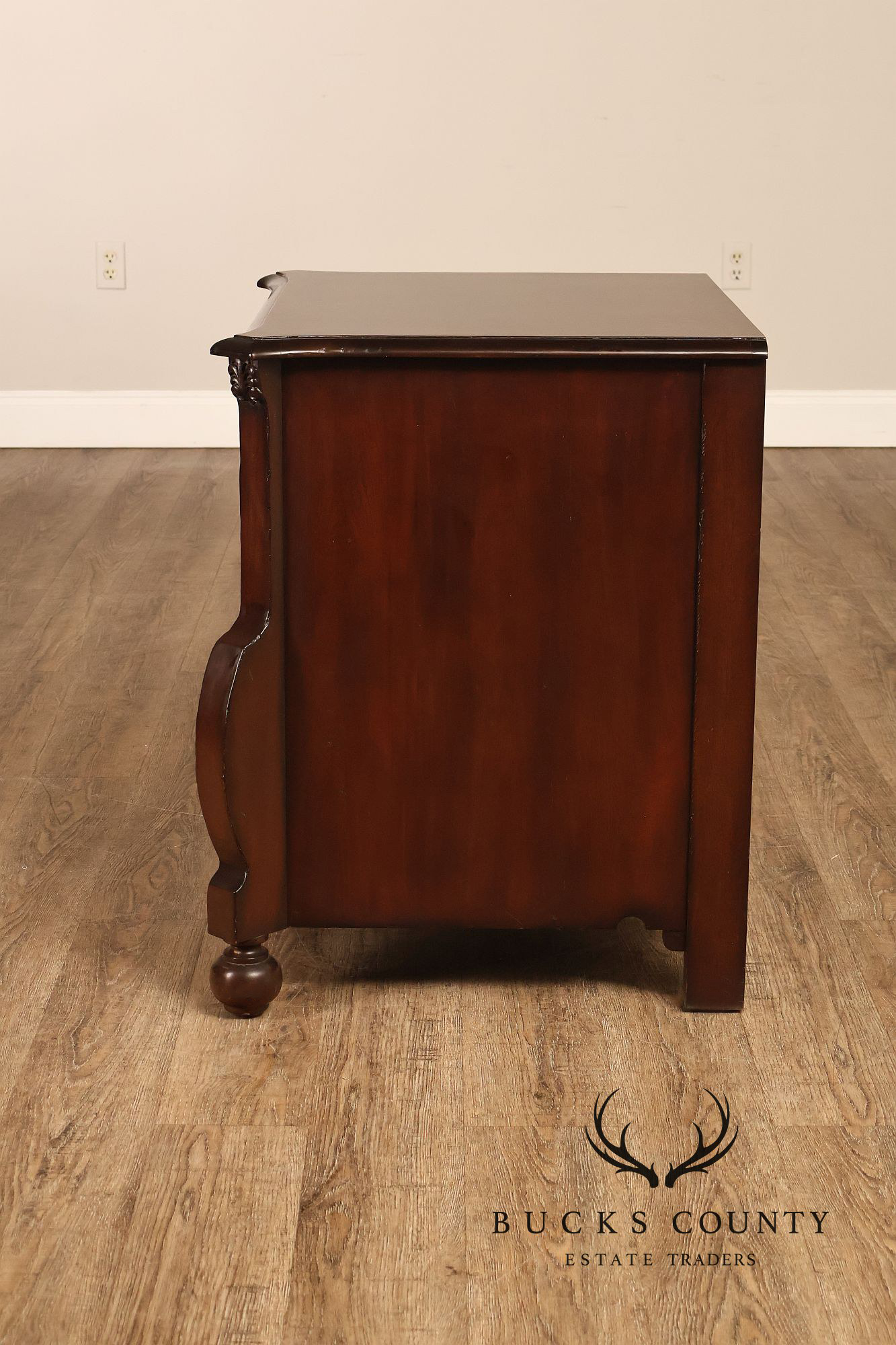 Ralph Lauren Signed Mahogany Bombe Chest Of Drawers