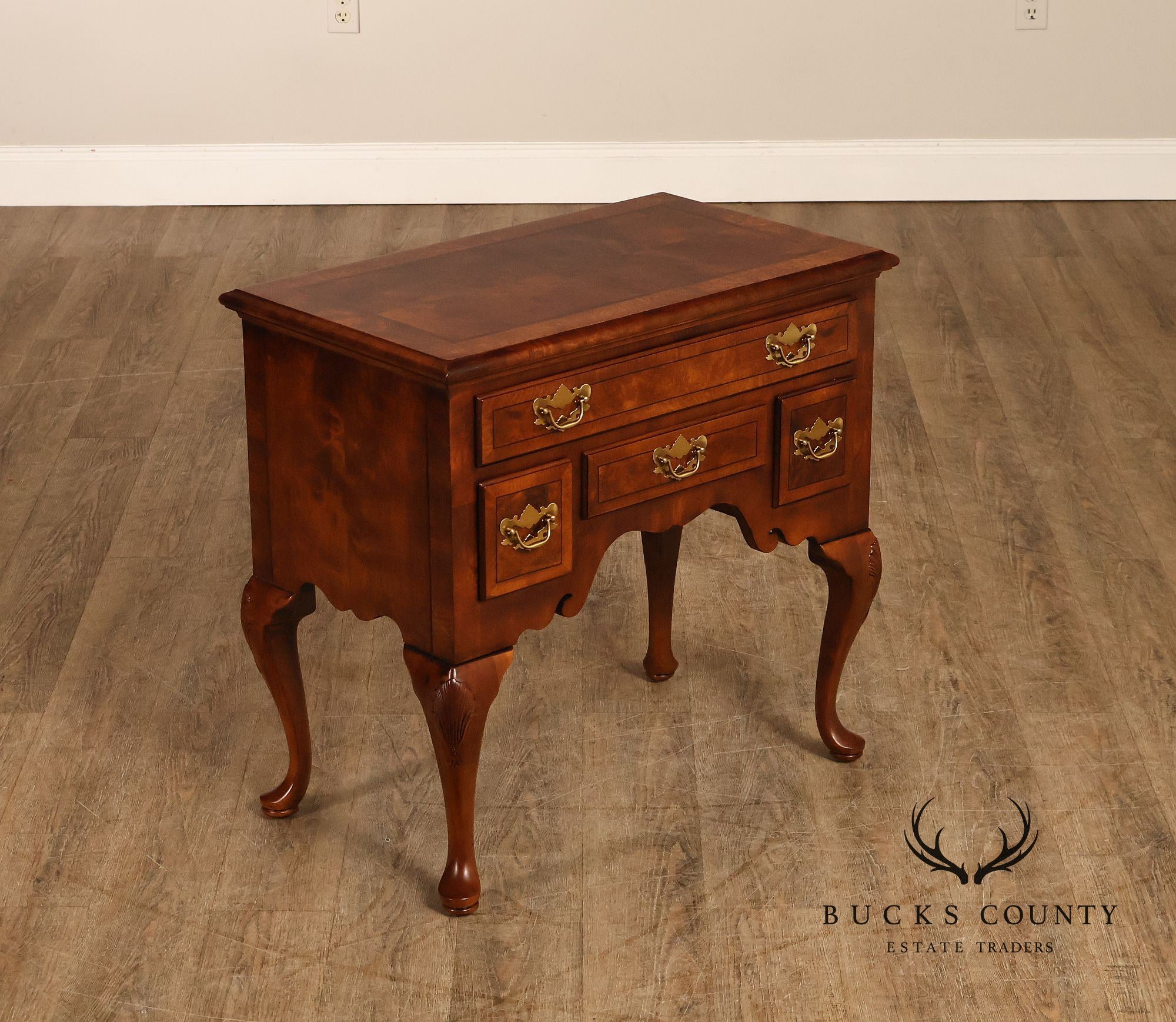 Henredon Georgian Style Burlwood Lowboy