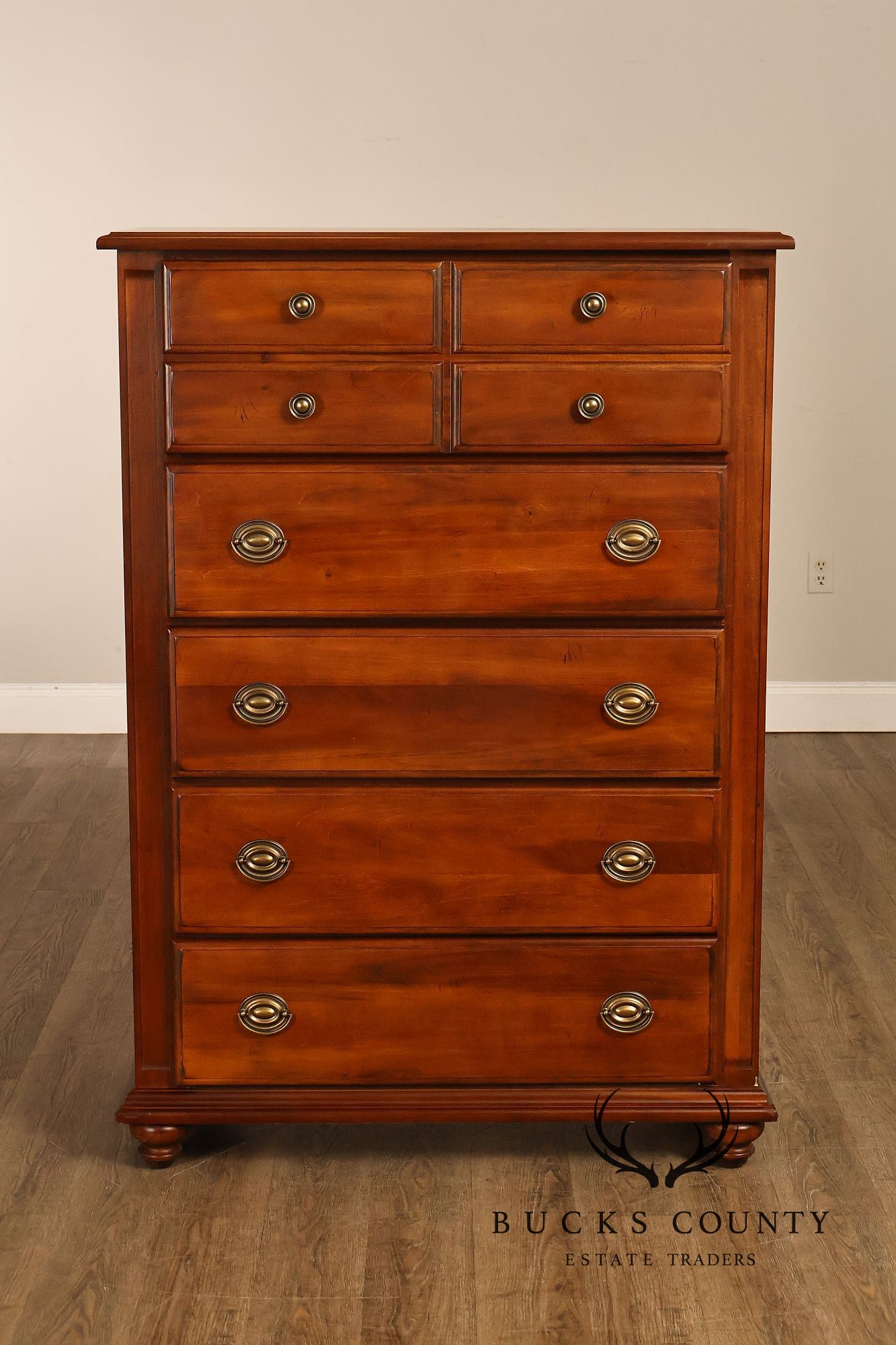 Broyhill Traditional 5 Drawer Tall Chest