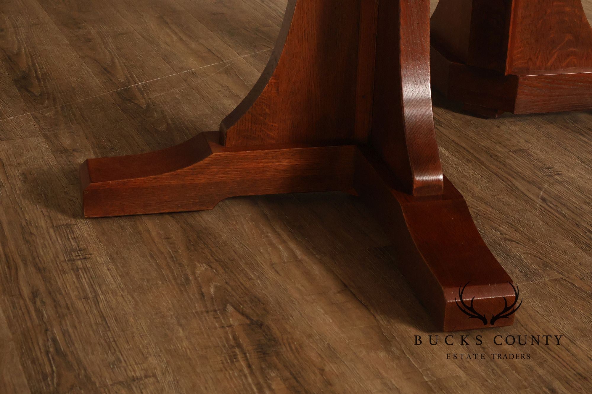 Stickley Mission Collection Round Oak Expandable Dining Table