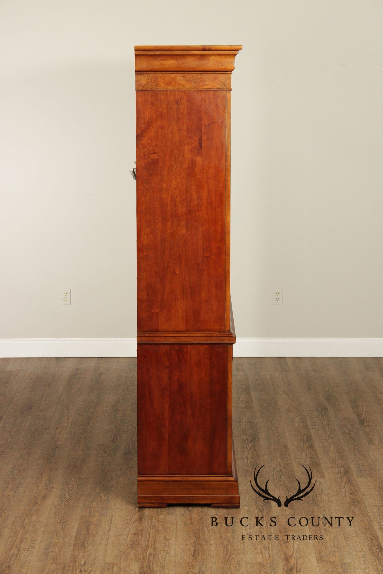 Ethan Allen 'Townhouse' Burlwood Bookcase China Display Cabinet