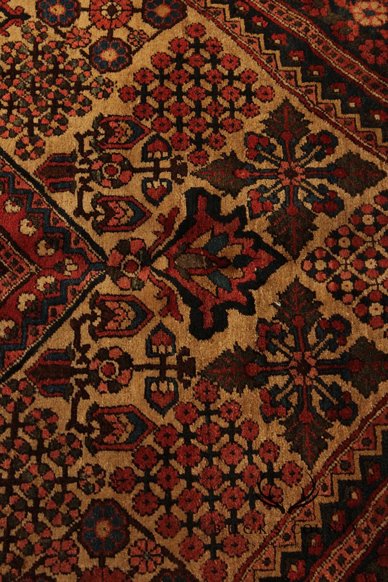 Persian Qashqai Hand Knotted Wool Area Rug 6' 9" x 4' 7"