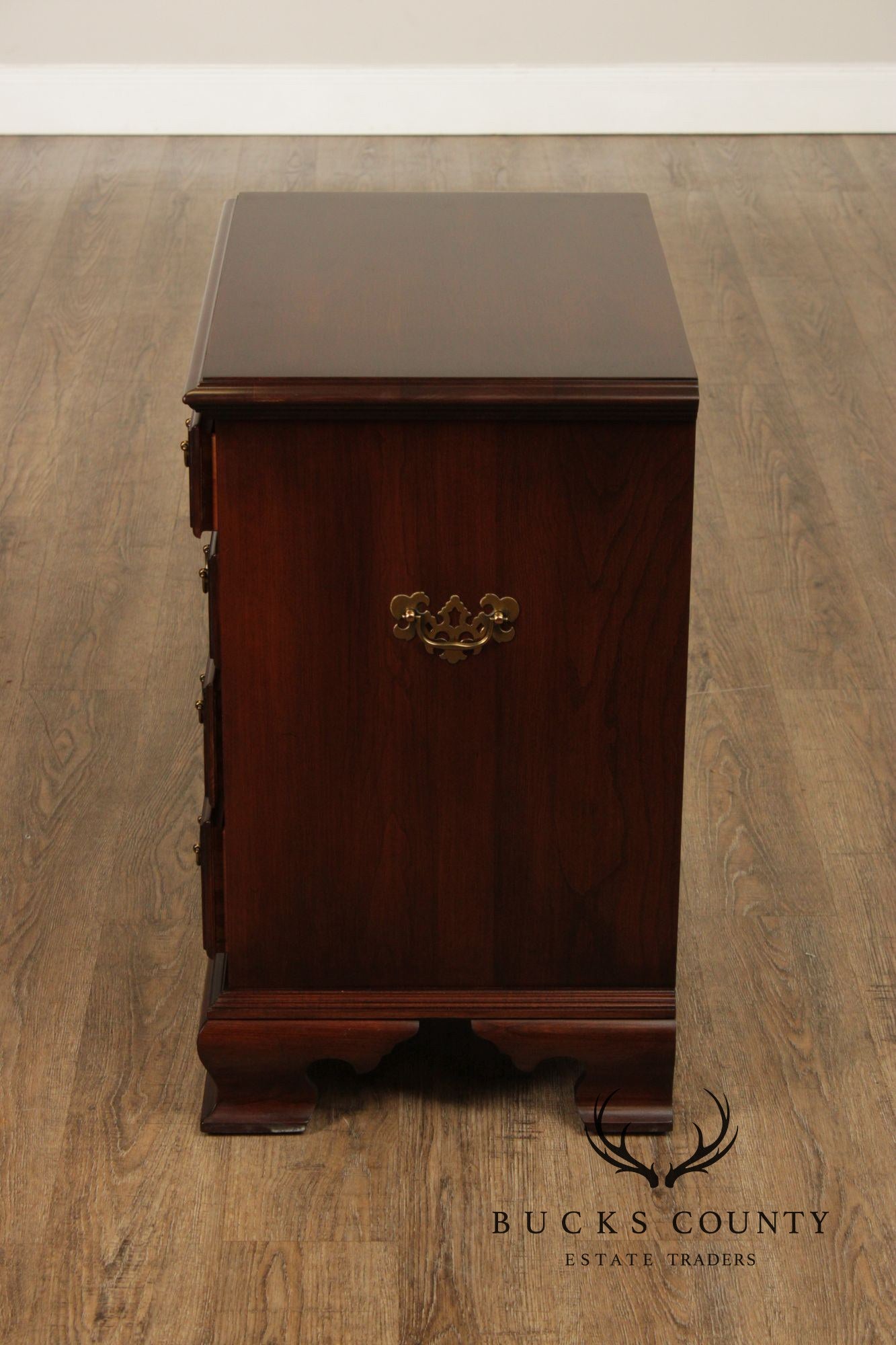 Ethan Allen Georgian Court Pair of Cherry Nightstands Chests
