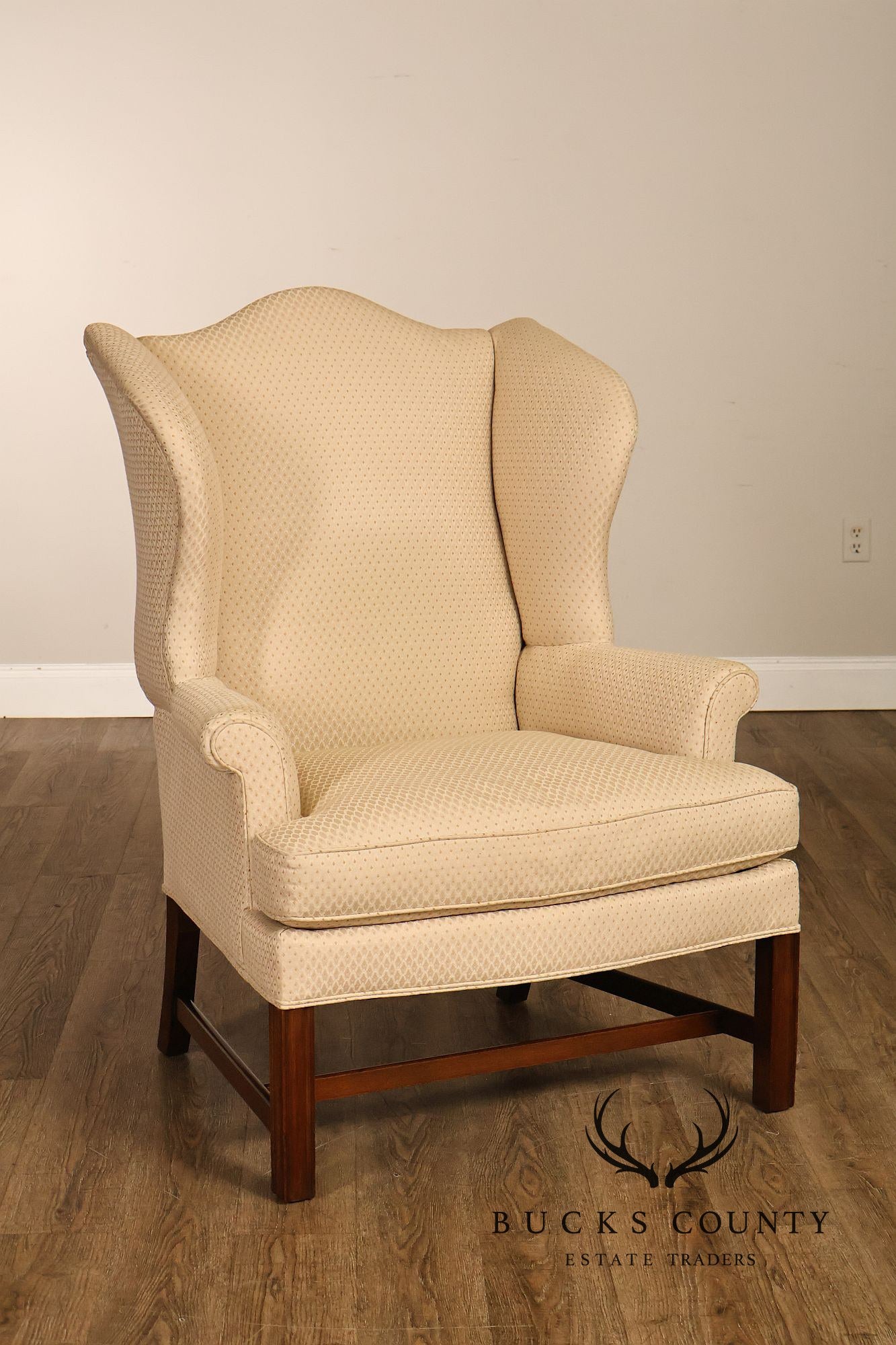 Kittinger Williamsburg Adaptation Chippendale Style Mahogany Wing Chair