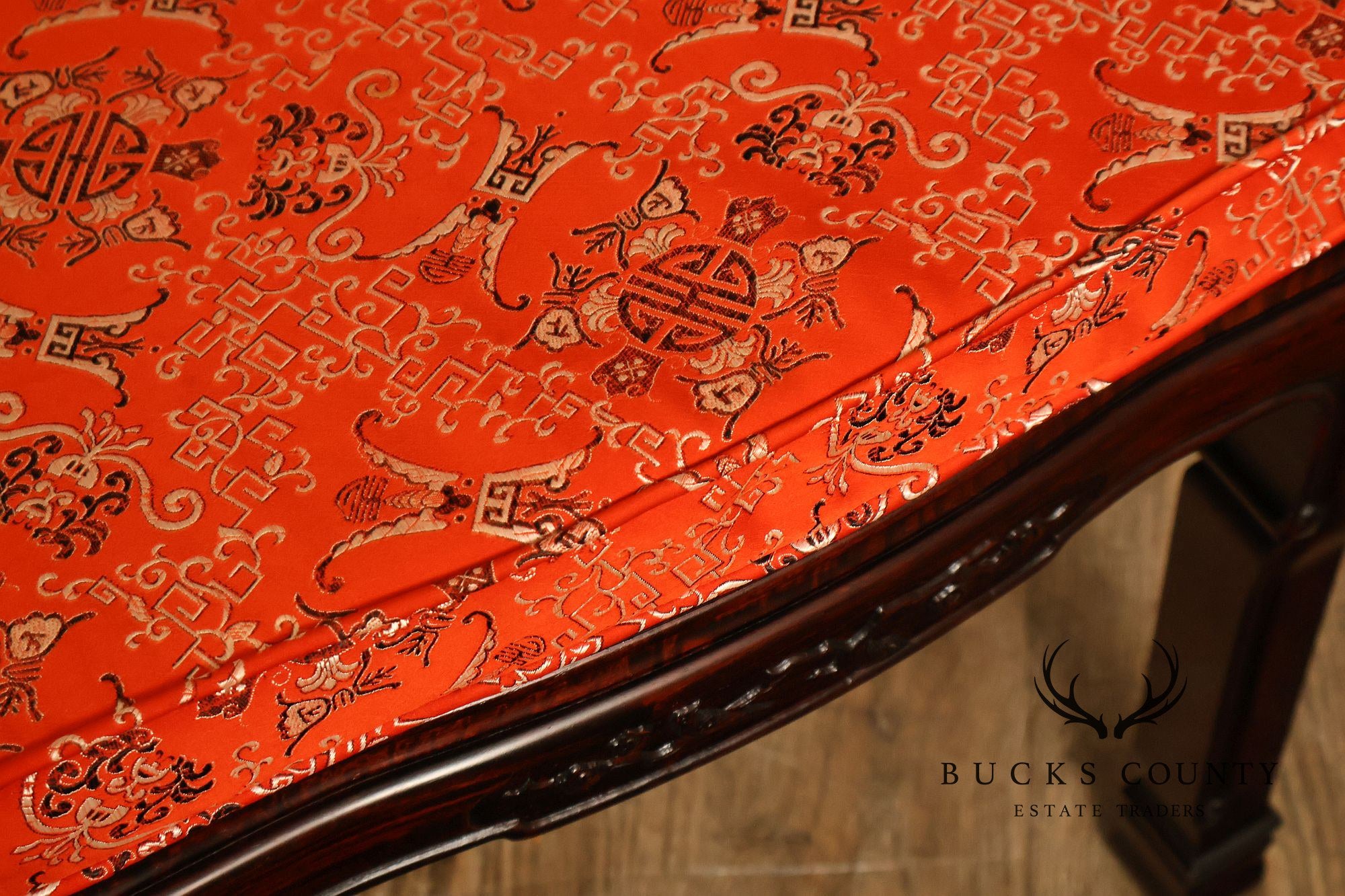 Chinese Style Set Of Eight Rosewood Dining Chairs With Carved Splats