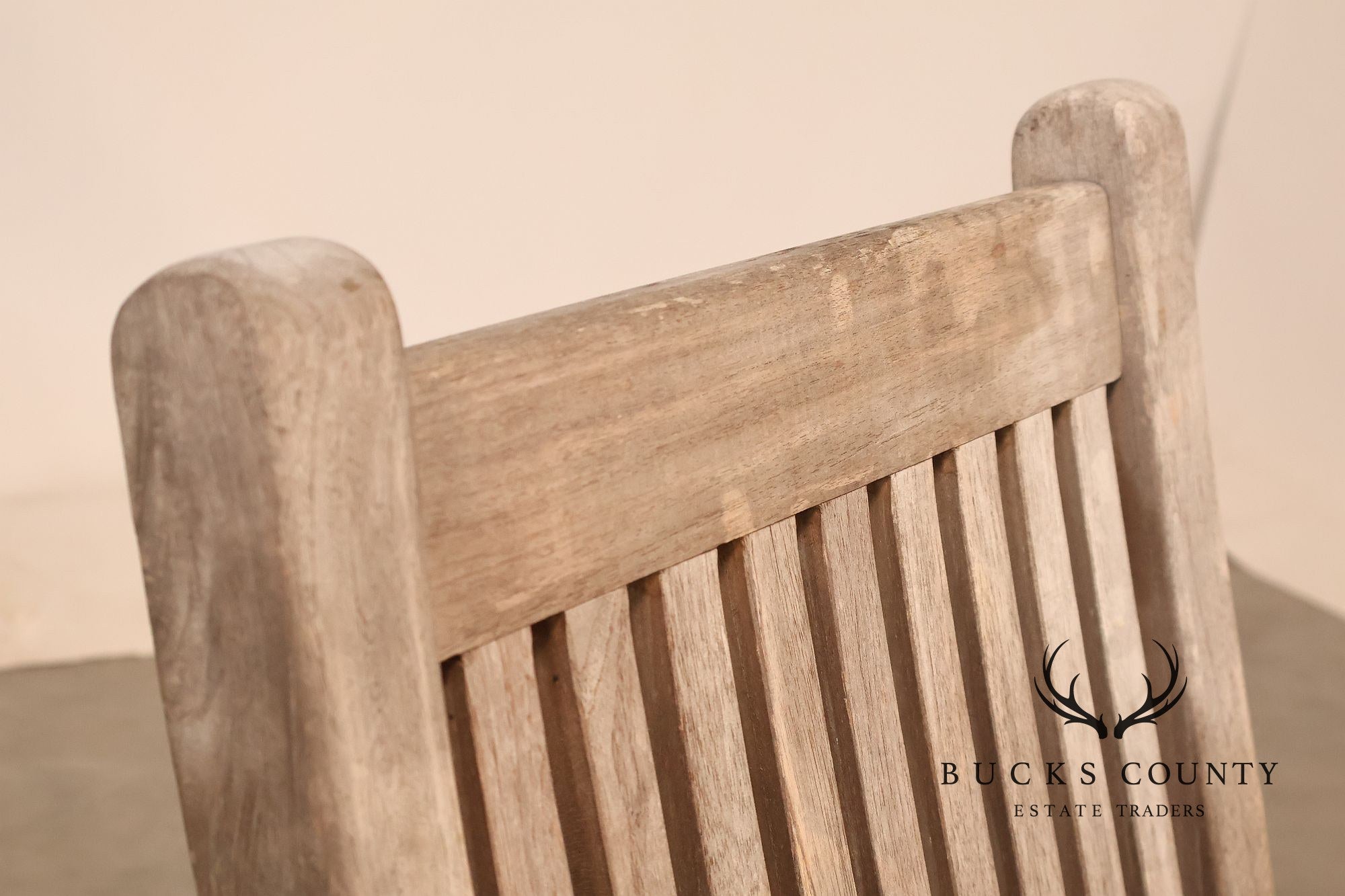 BenchSmith Set of Four 'Buckingham' Teak Outdoor Bar Stools