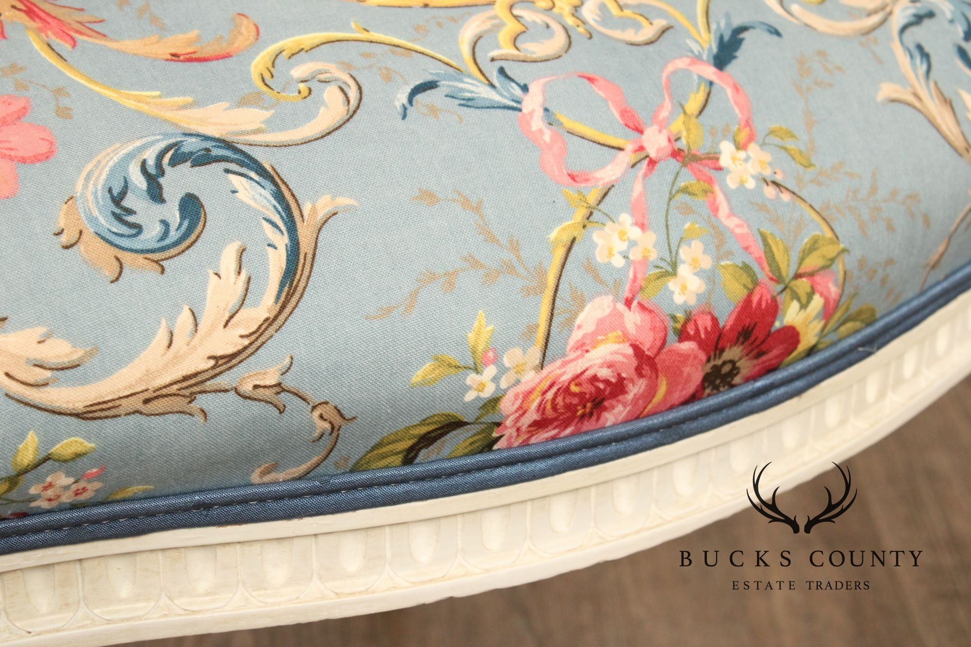 French Louis XVI Style Pair of Painted Fauteuil Armchairs