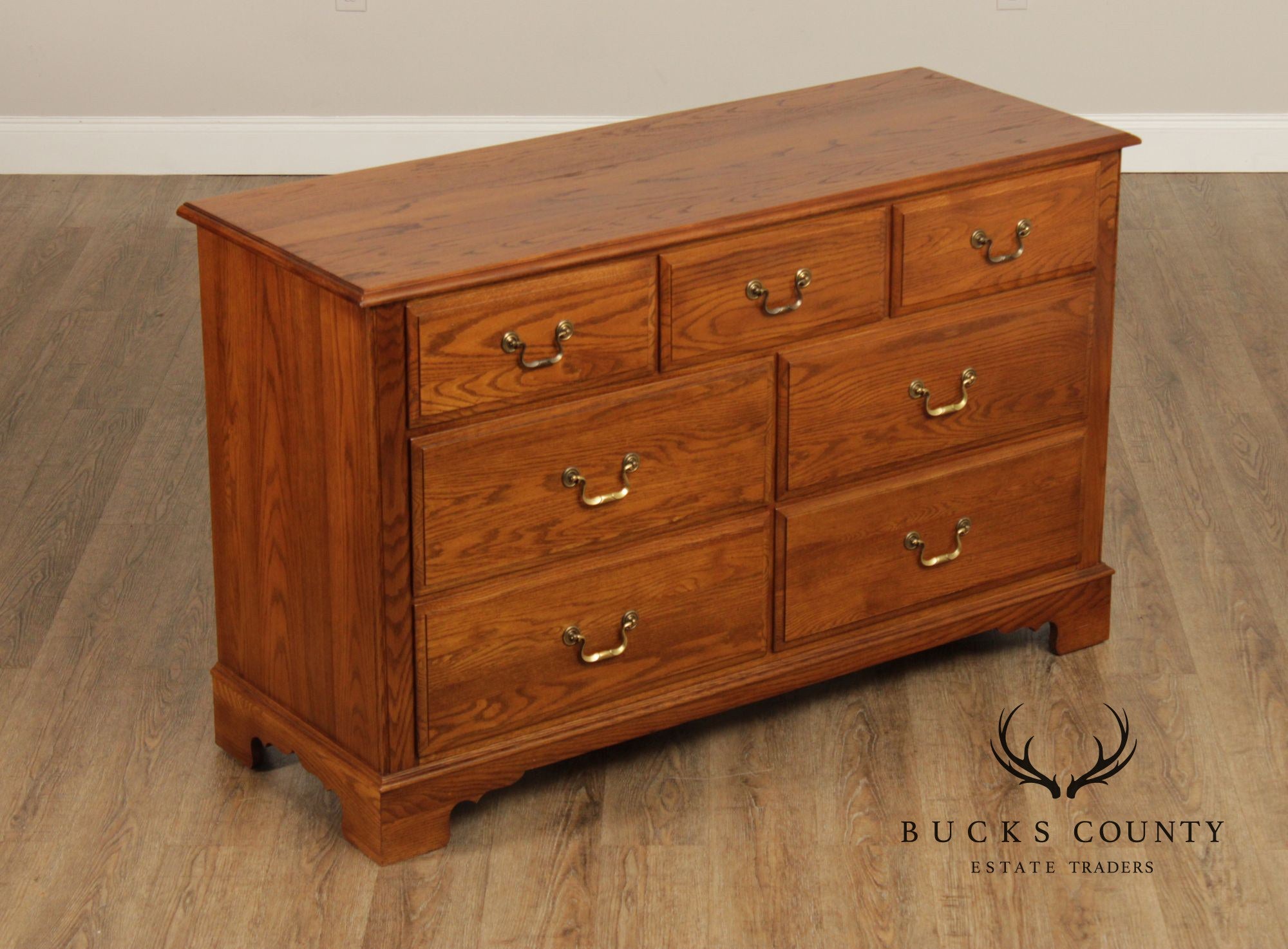Ethan Allen 'Canterbury' Oak Bedroom Dresser