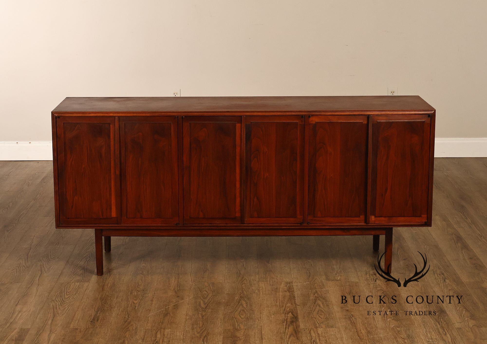 Jack Cartwright Founders Mid Century Modern Walnut Credenza Sideboard
