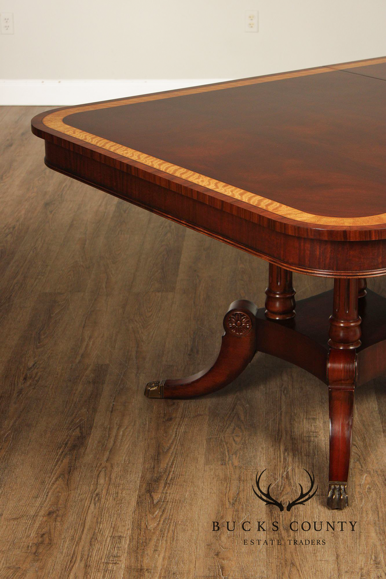 Henredon Natchez Mahogany Double Pedestal Dining Table With Three Leaves