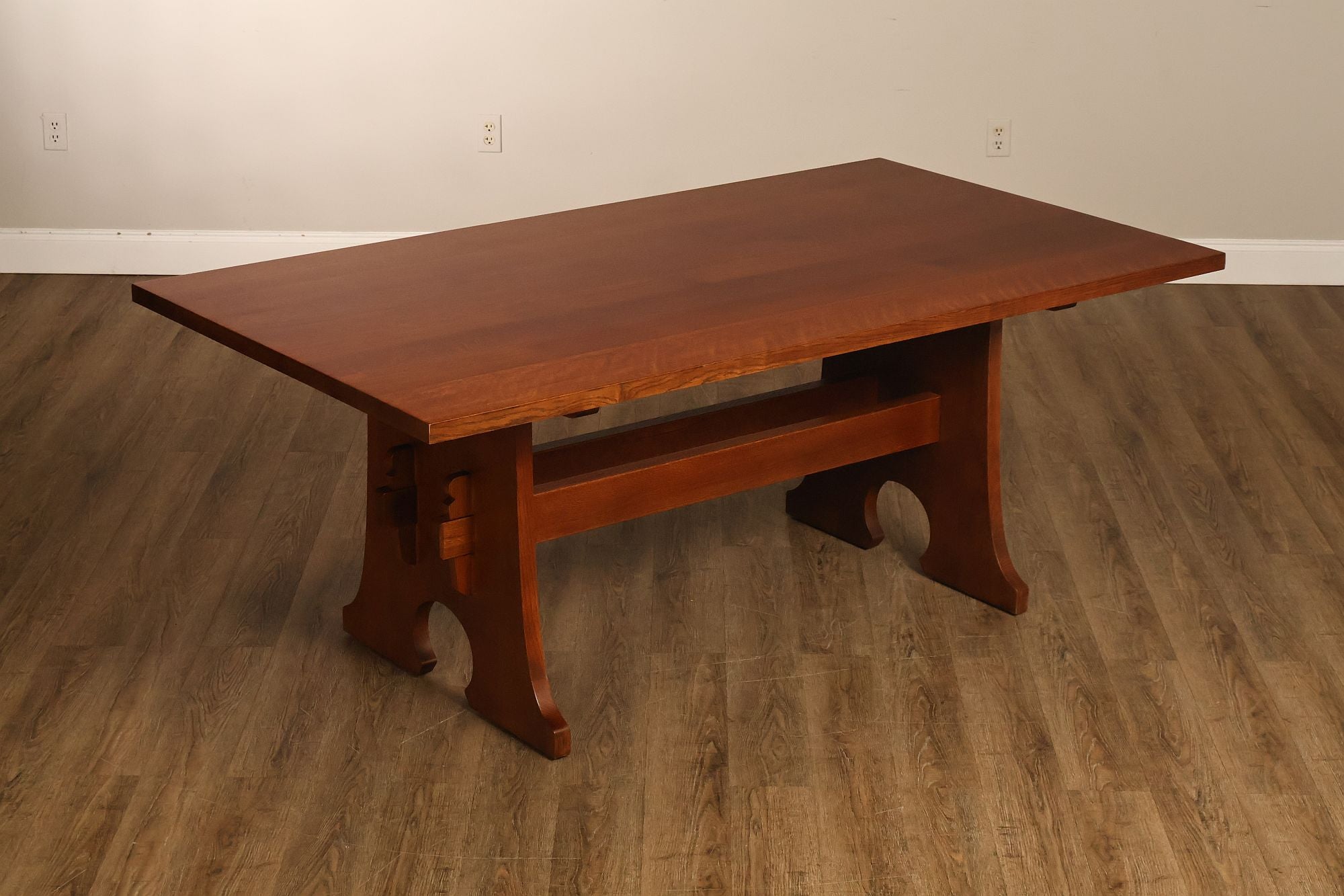 Stickley Mission Collection Oak Keyhole Trestle Dining Table