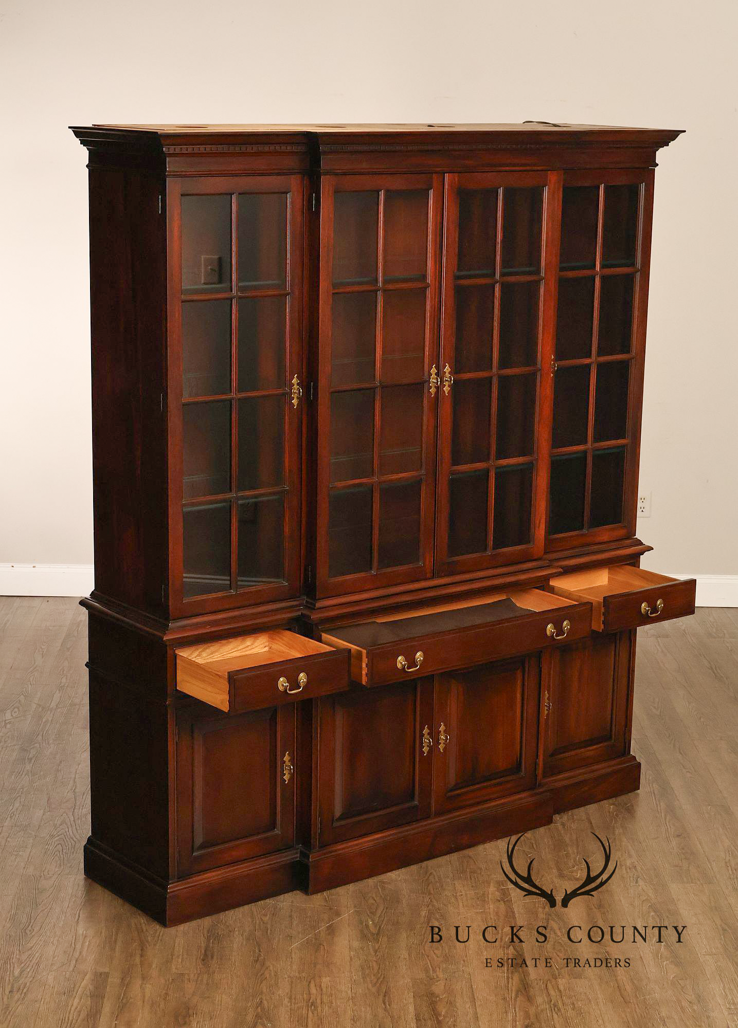 Pennsylvania House Chippendale Style Mahogany Breakfront China Cabinet