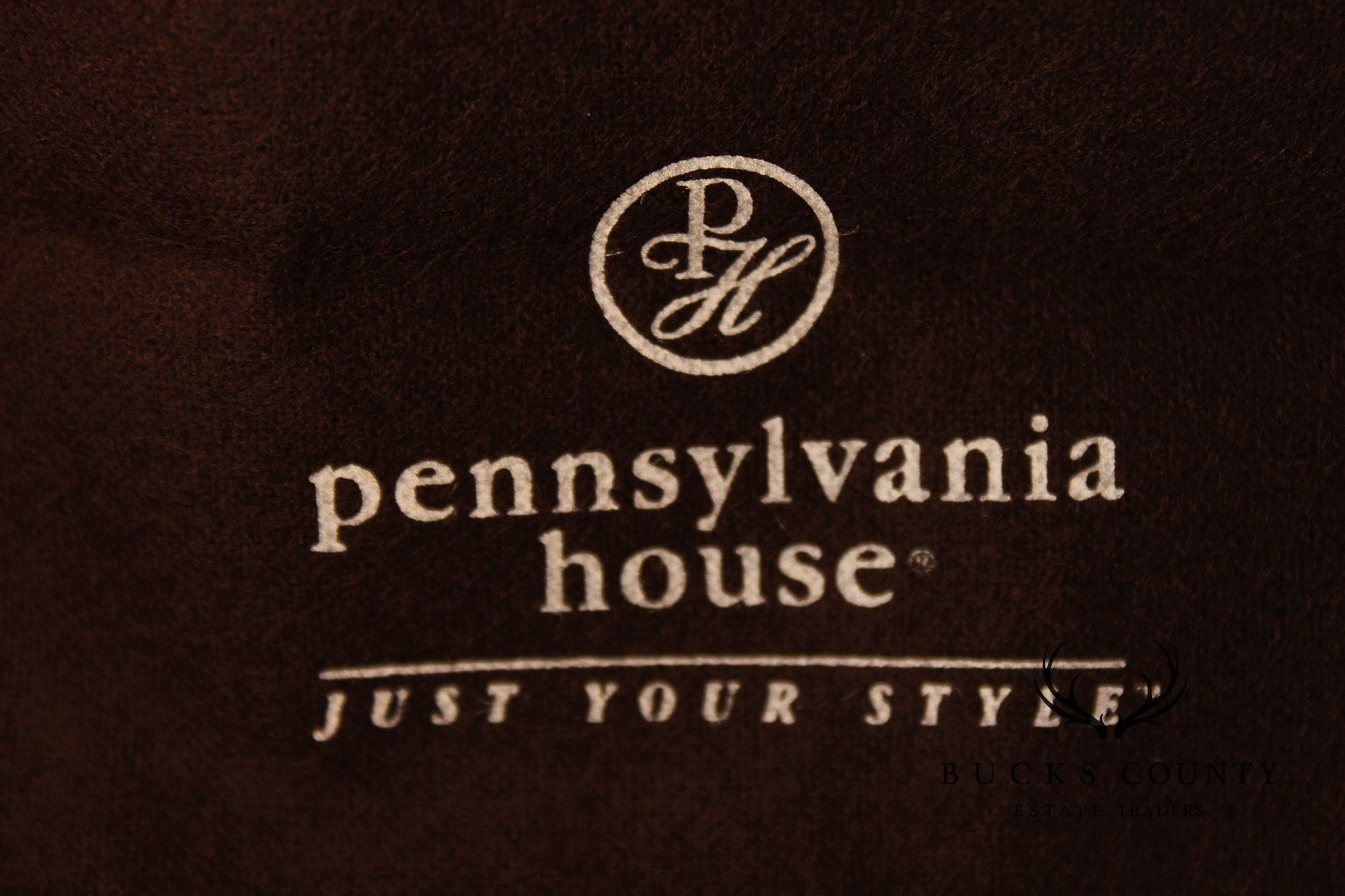 Pennsylvania House Cherry Colonial Style Lighted China Cabinet Hutch