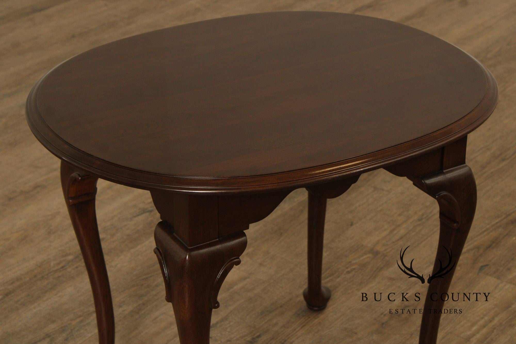 Ethan Allen 'Georgian Court' Queen Anne Style Carved Cherry End Table