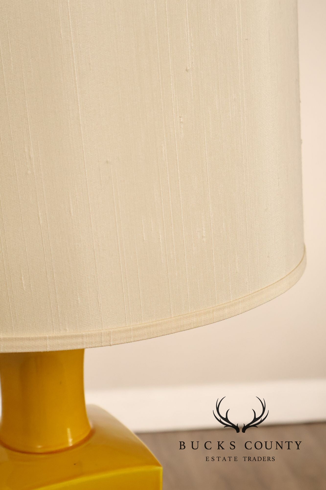 Mid Century Modern Yellow Glazed Ceramic Table Lamp