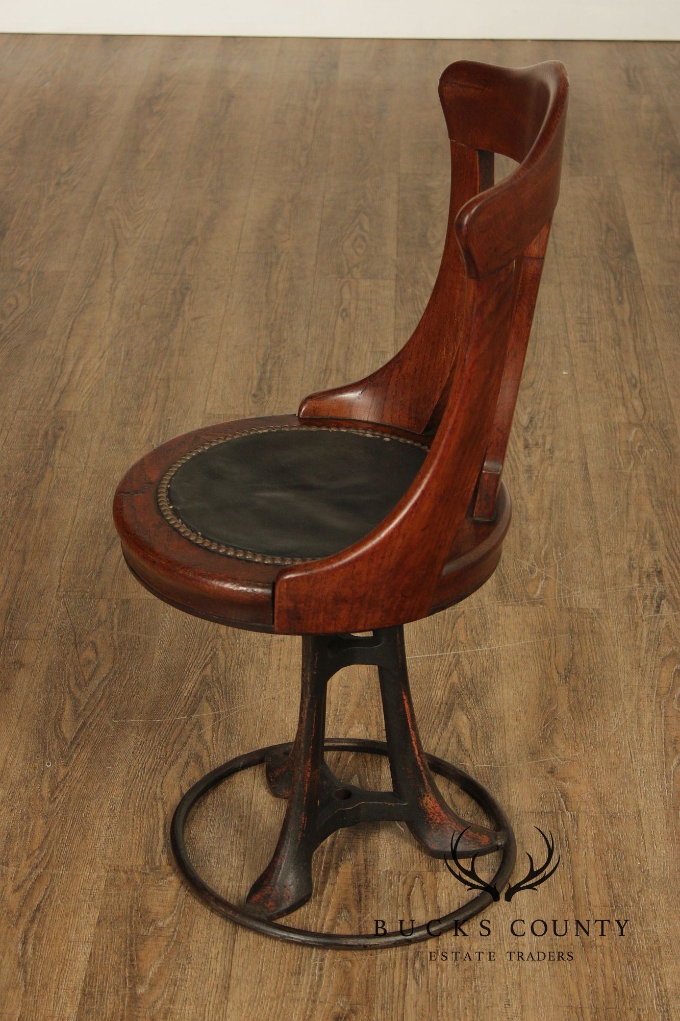 Antique Ship’s Table With Set Of Six Ship Chairs