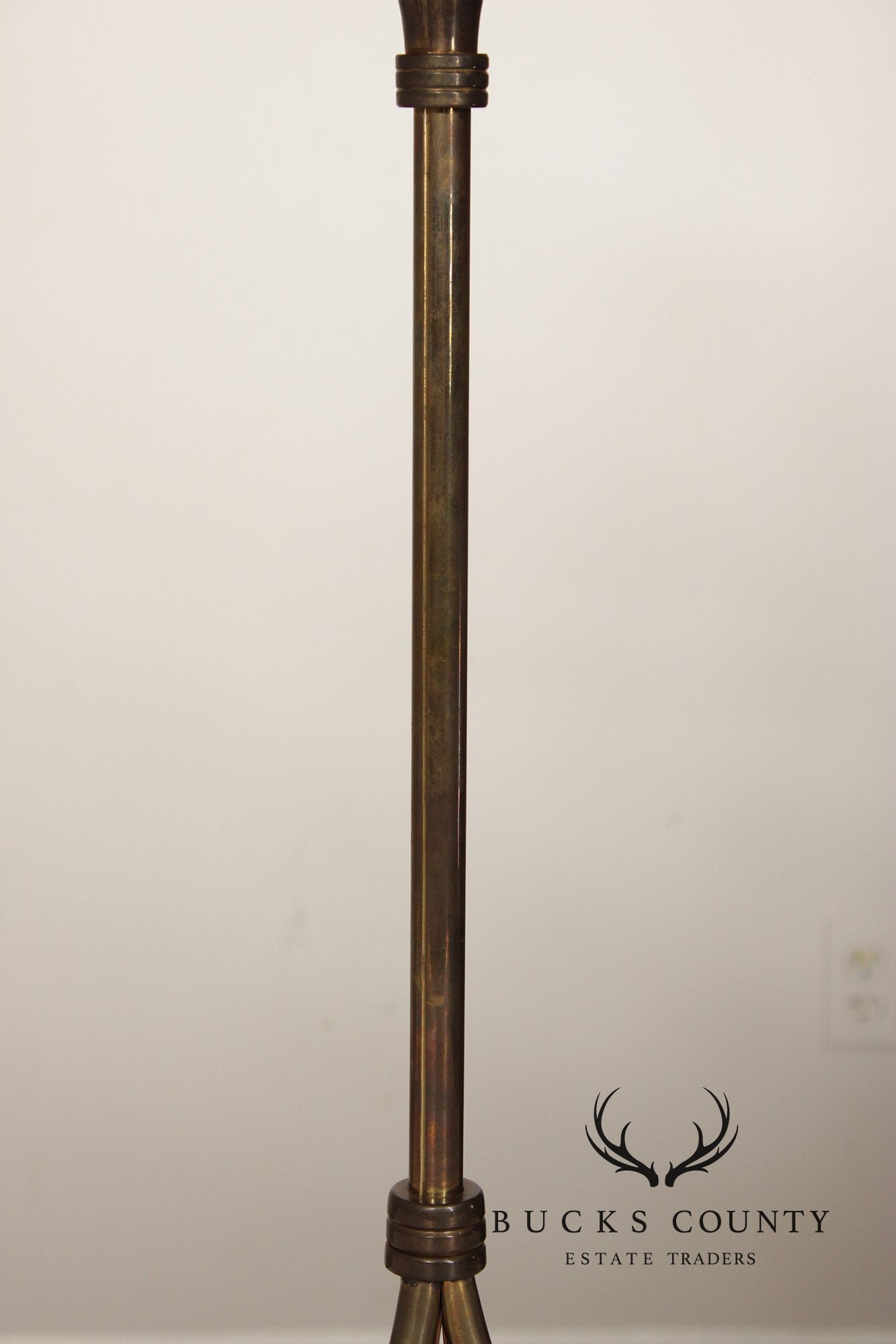 Vintage Chapman Brass Acanthus Leaf Table Lamp