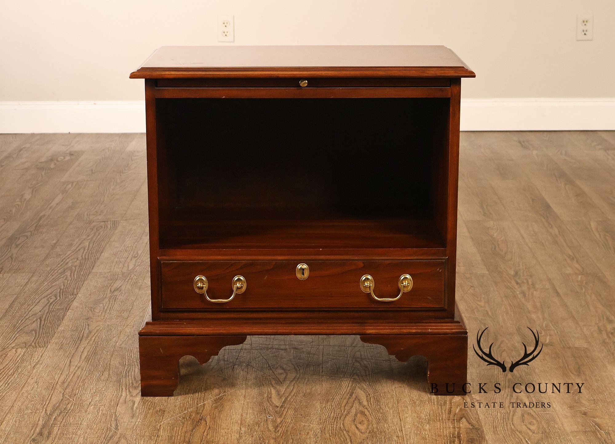 Harden Georgian Style Cherry One Drawer Nightstand With Pull-Out Tray