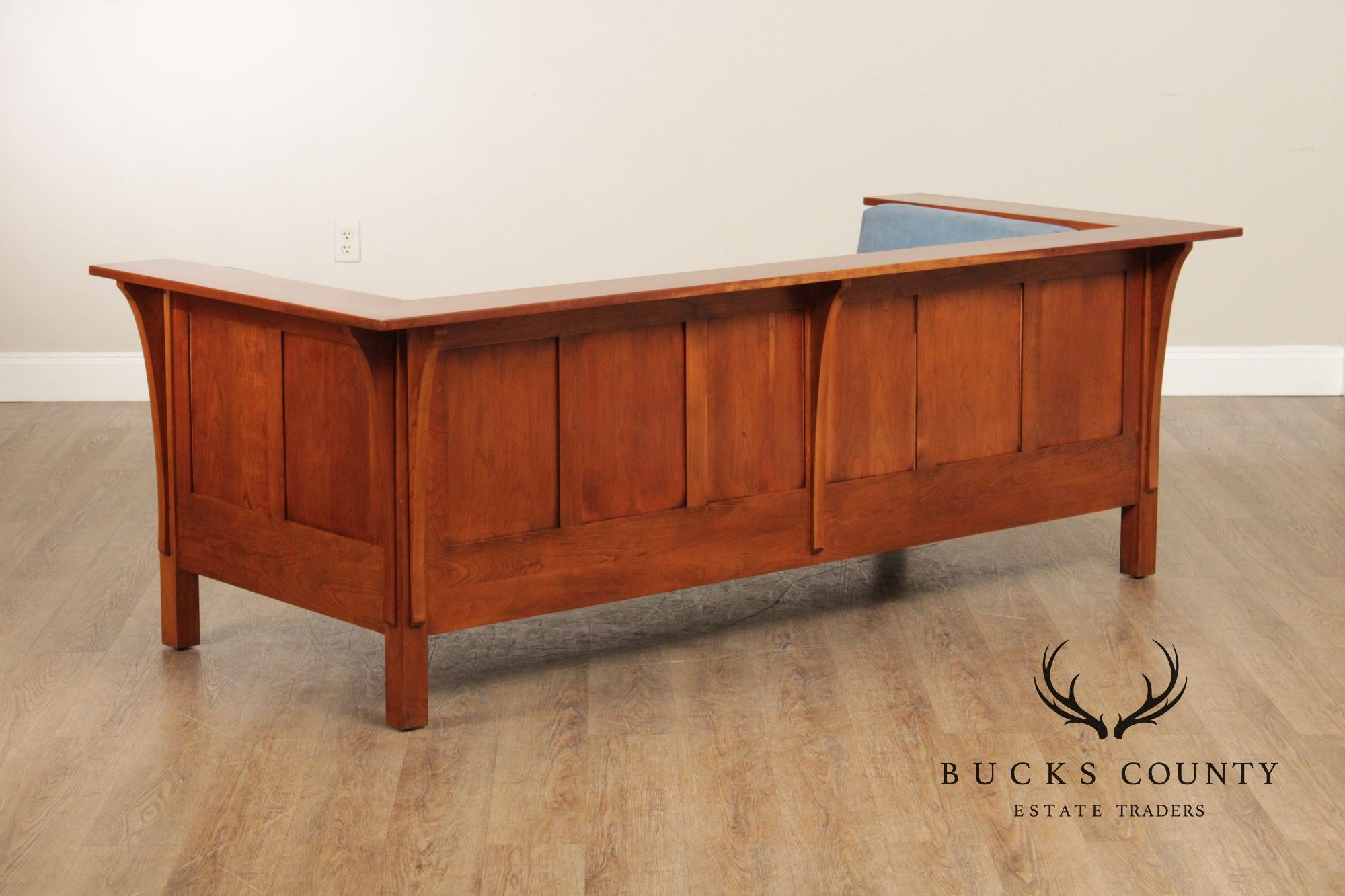 Stickley Mission Collection Cherry Prairie Settle