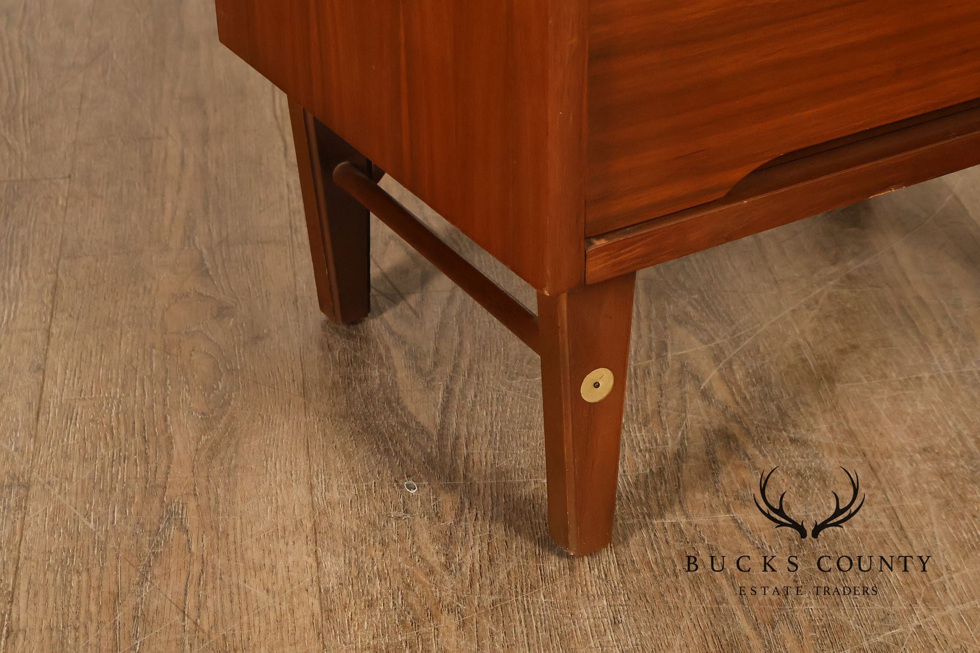 Stanley Furniture Mid Century Modern Pair of Walnut Nightstands