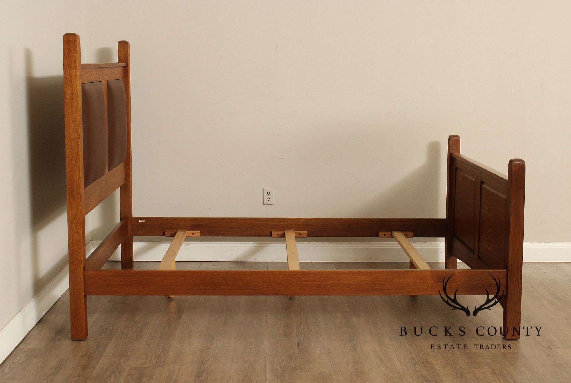 Stickley Mission Style Oak and Leather Queen Bed