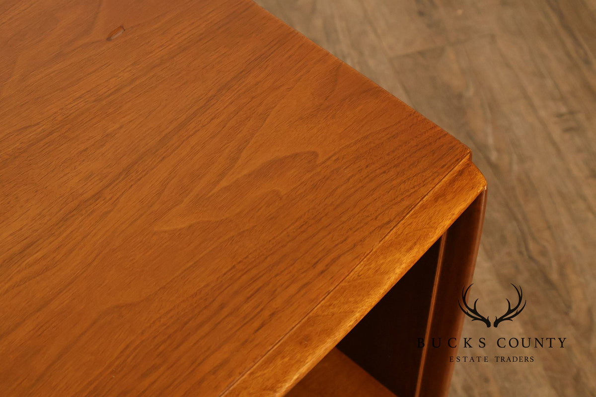 Widdicomb Mid Century Modern Pair of Walnut Nightstands