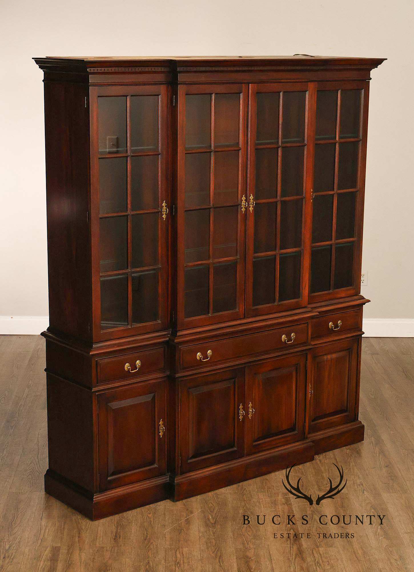Pennsylvania House Chippendale Style Mahogany Breakfront China Cabinet