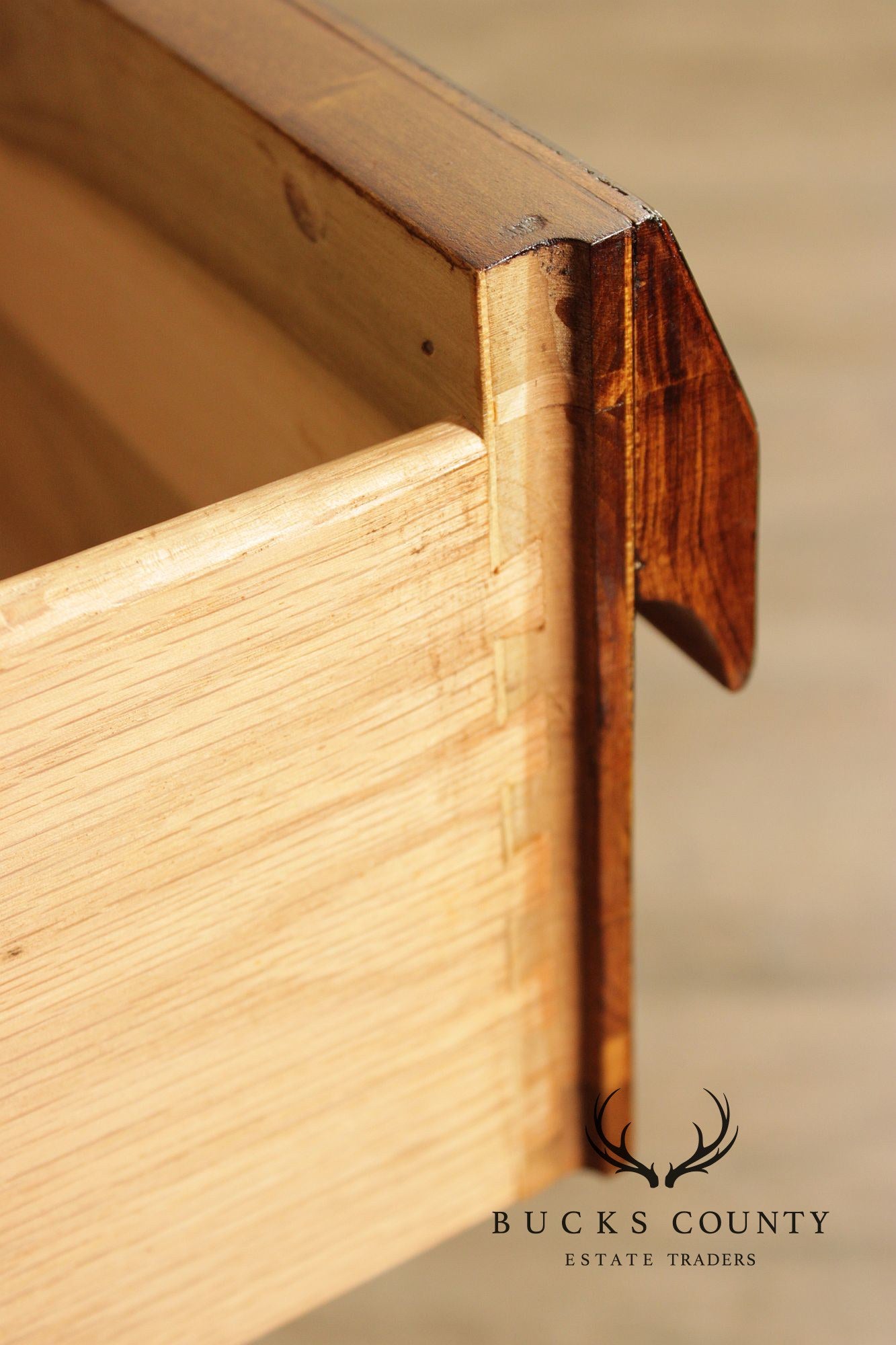 Lane 'First Edition' Mid Century Modern Walnut Dresser