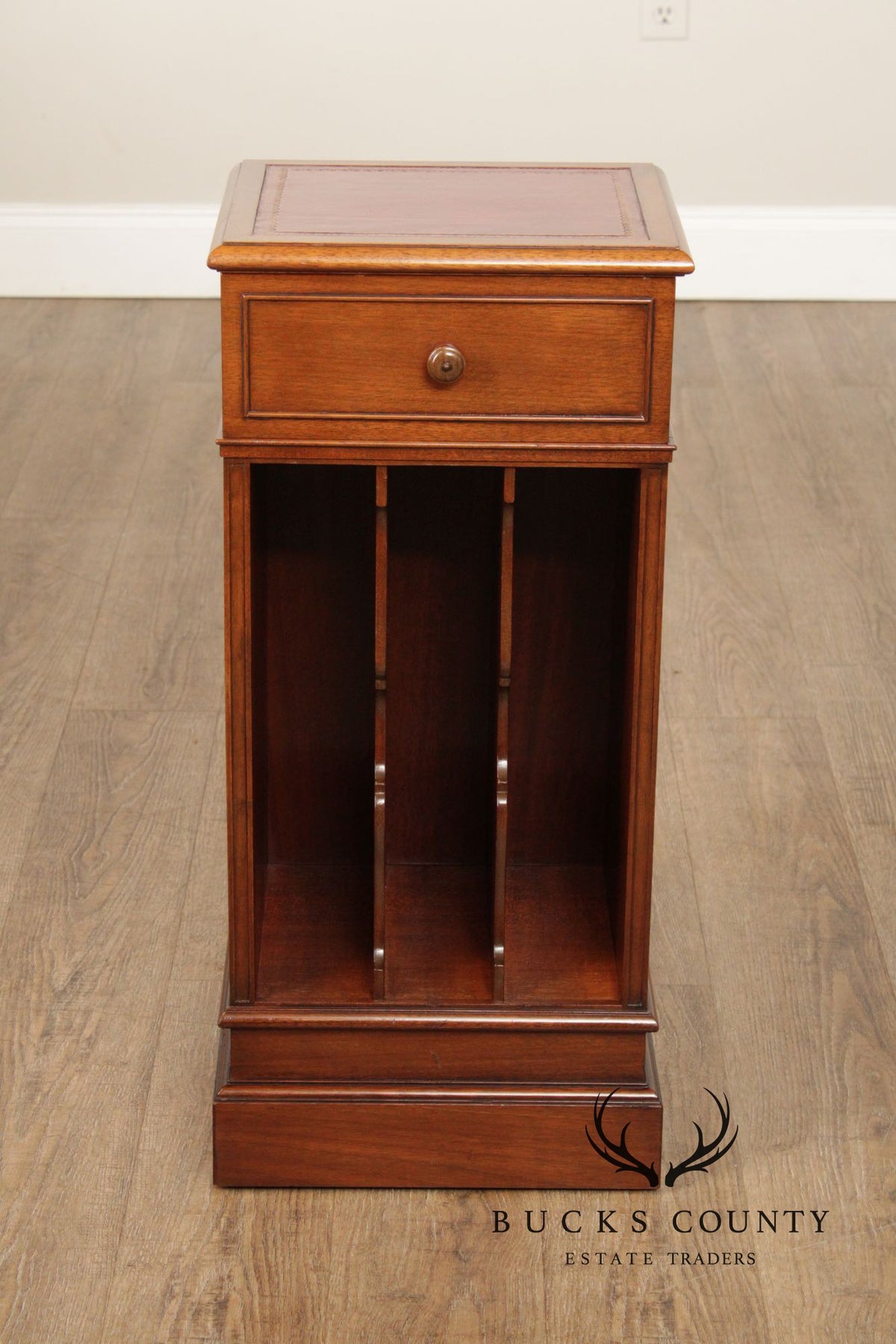 Traditional Style Small Mahogany Ledger Cabinet With Vertical Slots And Single Drawer