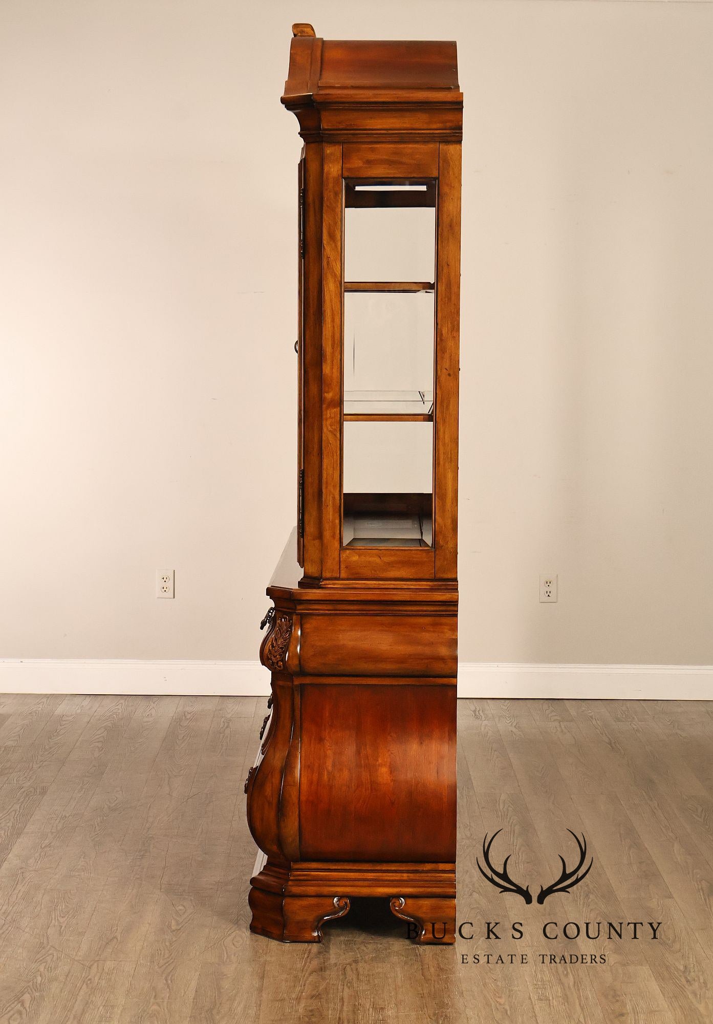 Ethan Allen 'Tuscany' China Cabinet