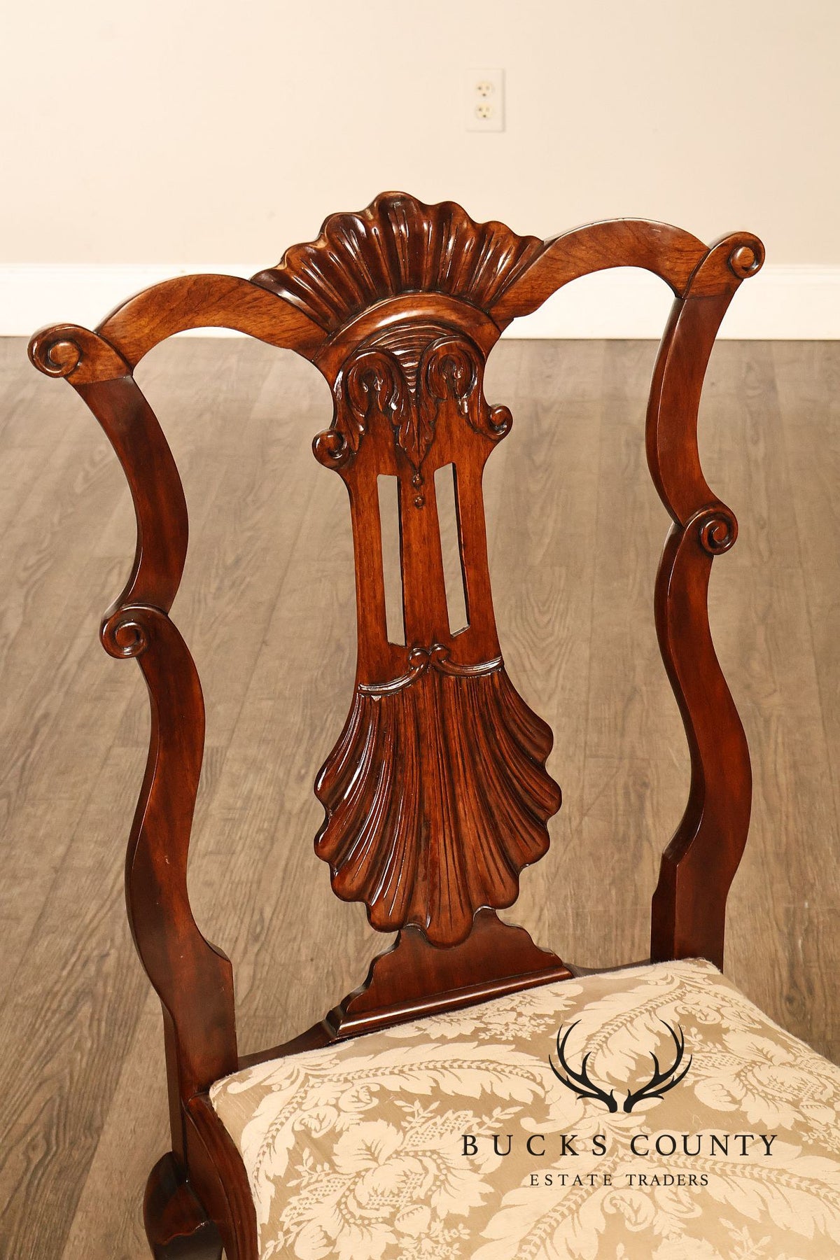 Chippendale Style Set Of 8 Mahogany Carved Claw Foot Dining Chairs