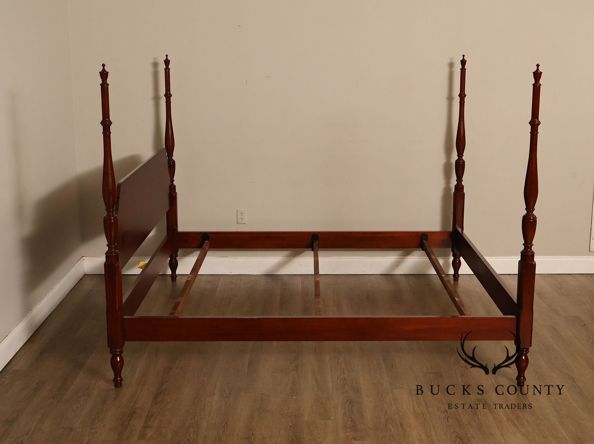 Henkel Harris Cherry King Poster Bed