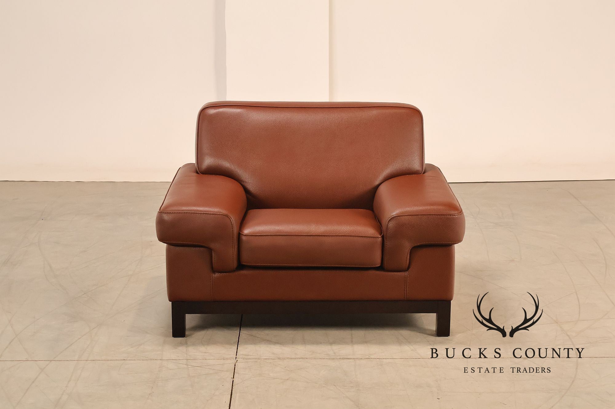 Formenti Pair of Italian Leather Lounge Chairs