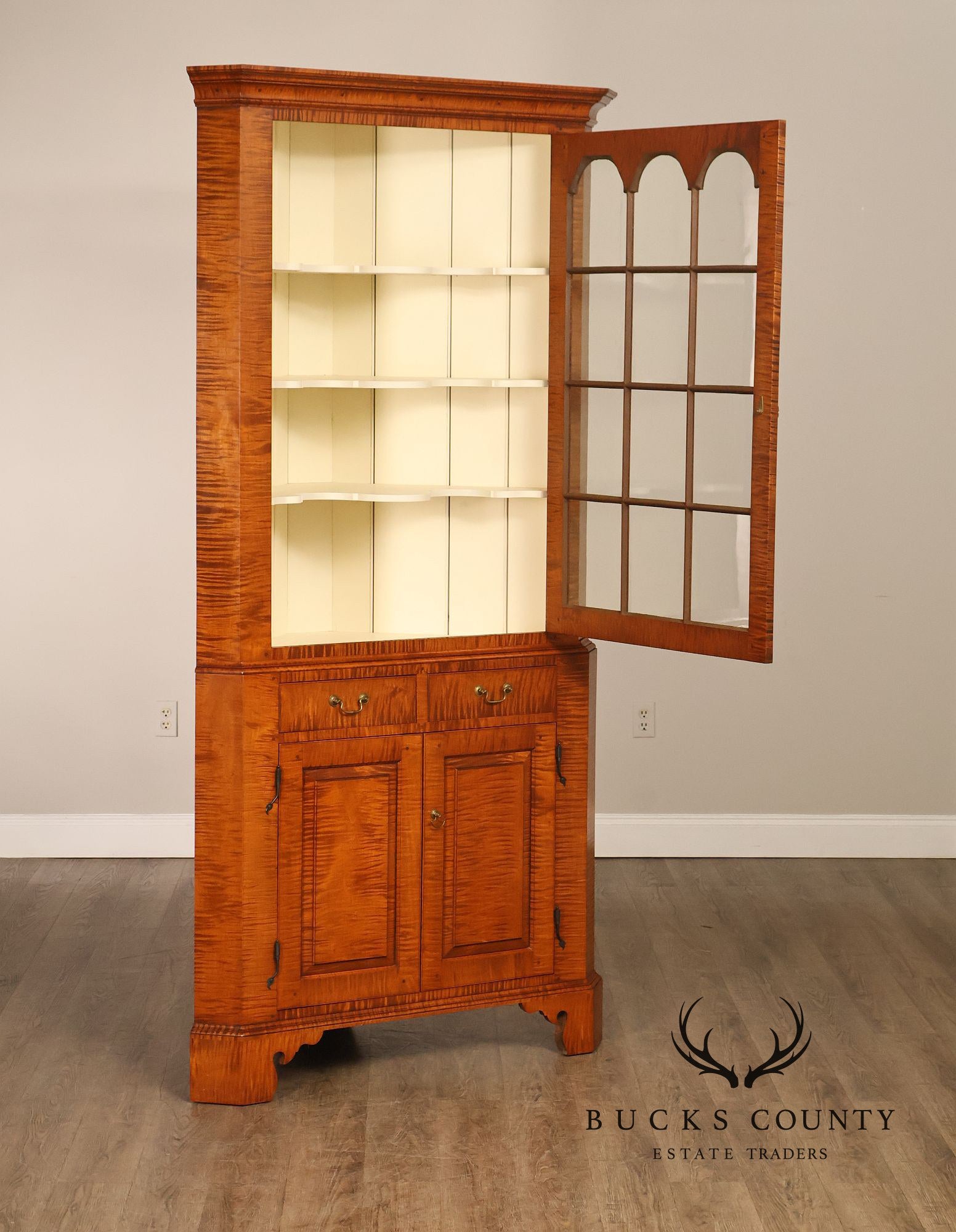 Louis Irion Tiger Maple Corner Cabinet*