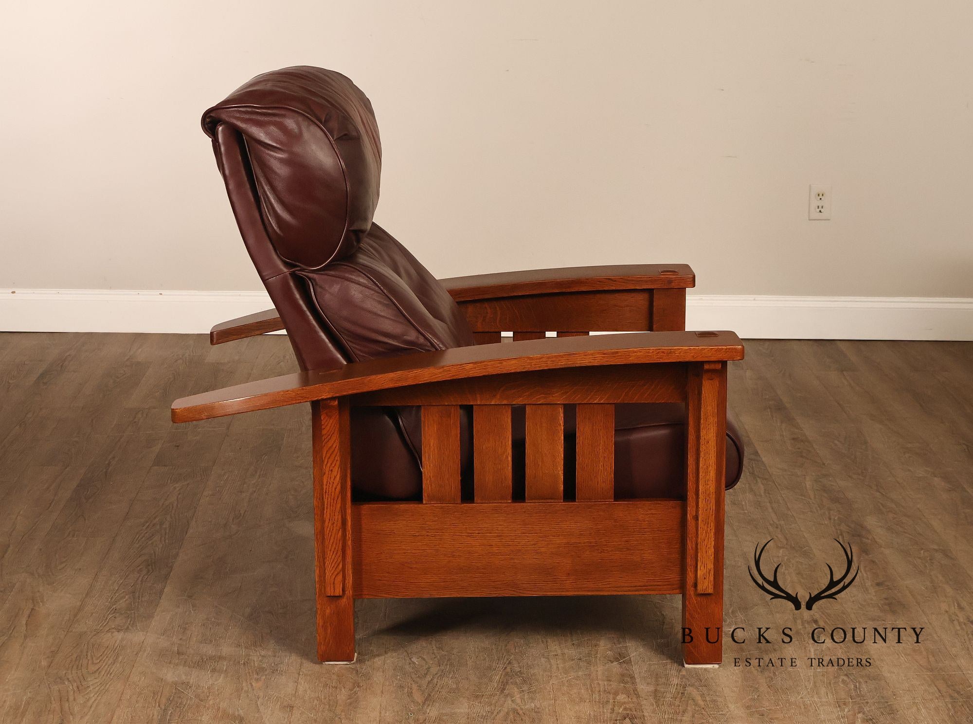 Stickley Mission Collection Pair Of Oak Bow Arm Morris Chair Recliners