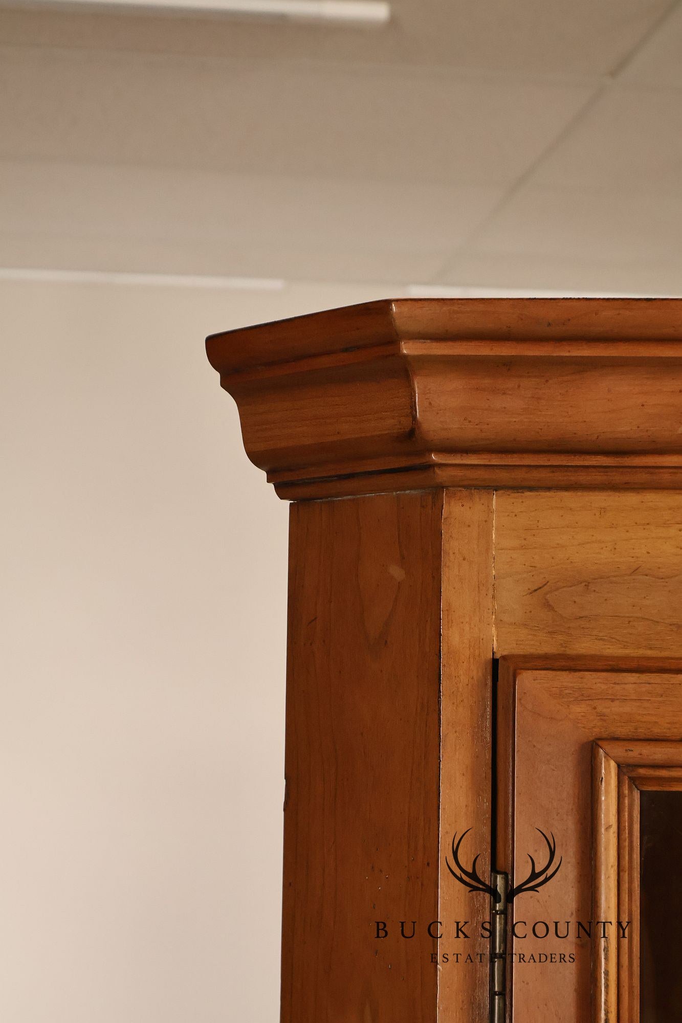 Century Furniture French Provincial Style Fruitwood Lighted China Cabinet