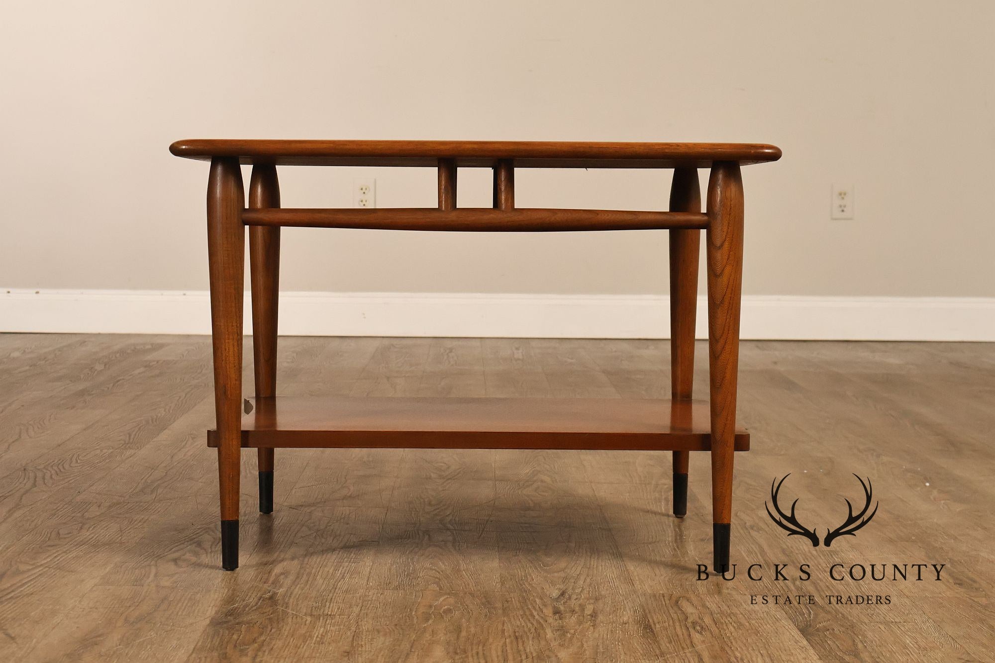 Lane 'Acclaim' Mid Century Modern Pair of End Tables