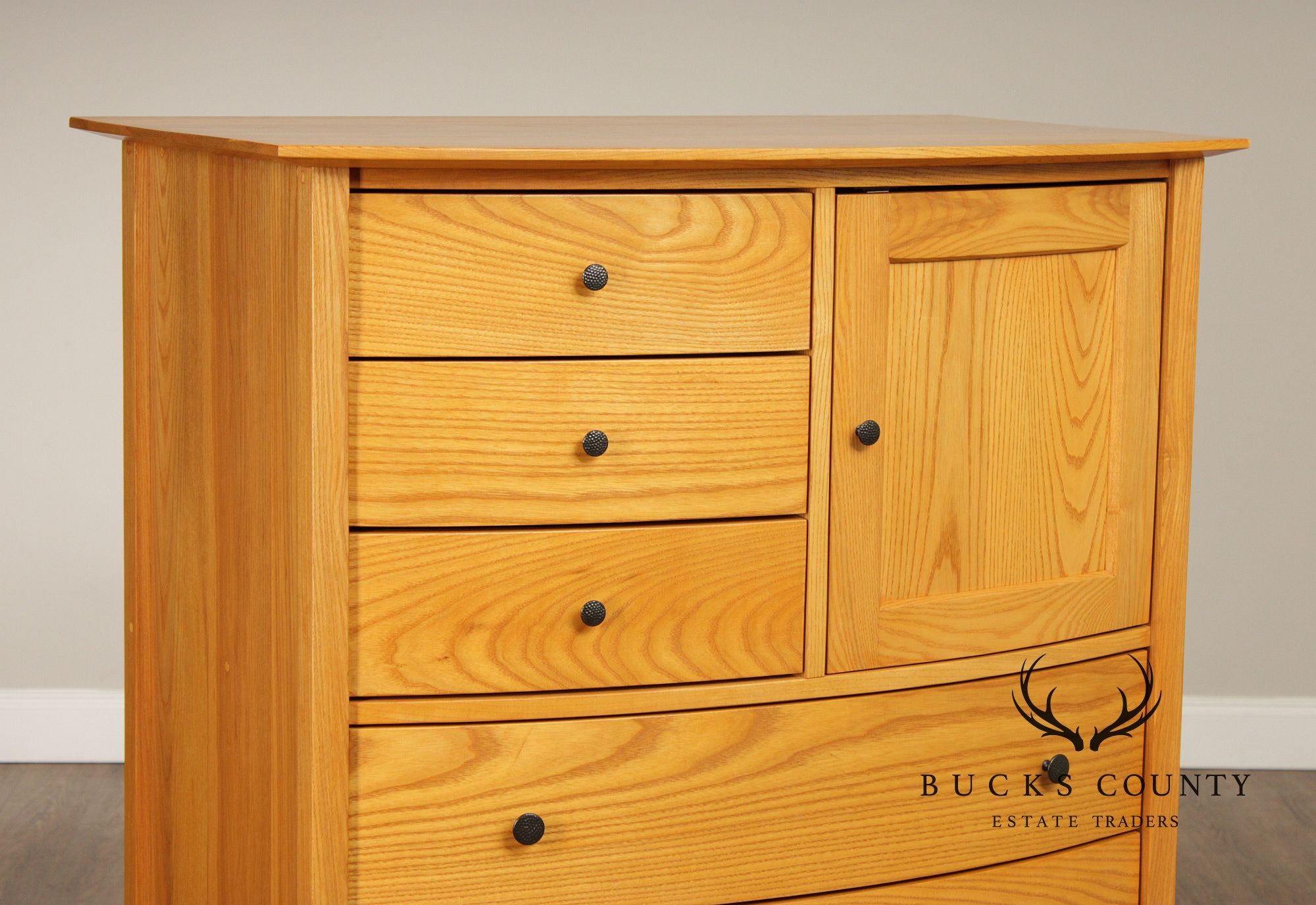 Pompanoosuc Mills Oak 'Chelsea' Tall Dresser
