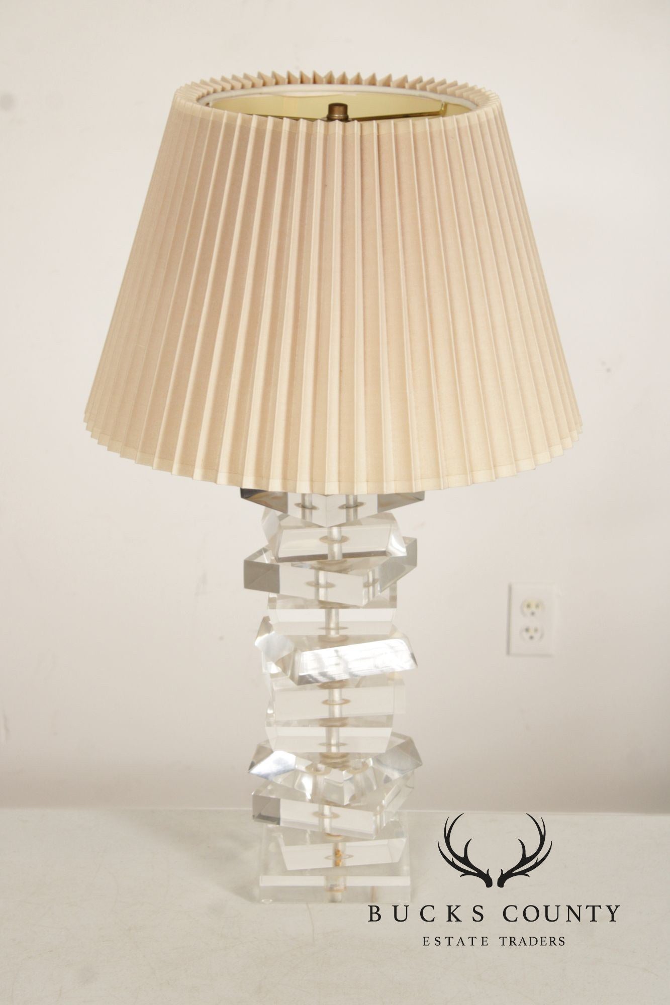 George Bullio 1970's Modern Stacked Lucite Table Lamp