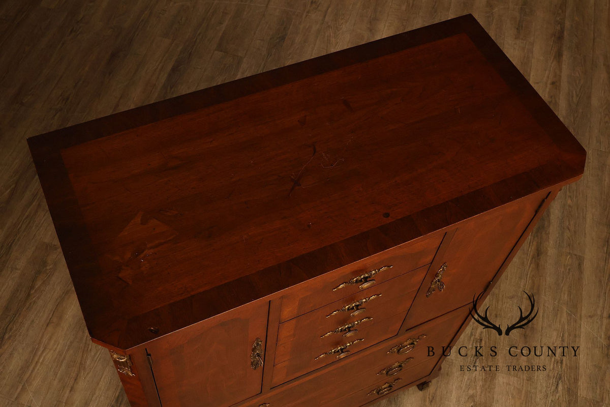 Henredon French Louis XV Style Walnut Chest of Drawers