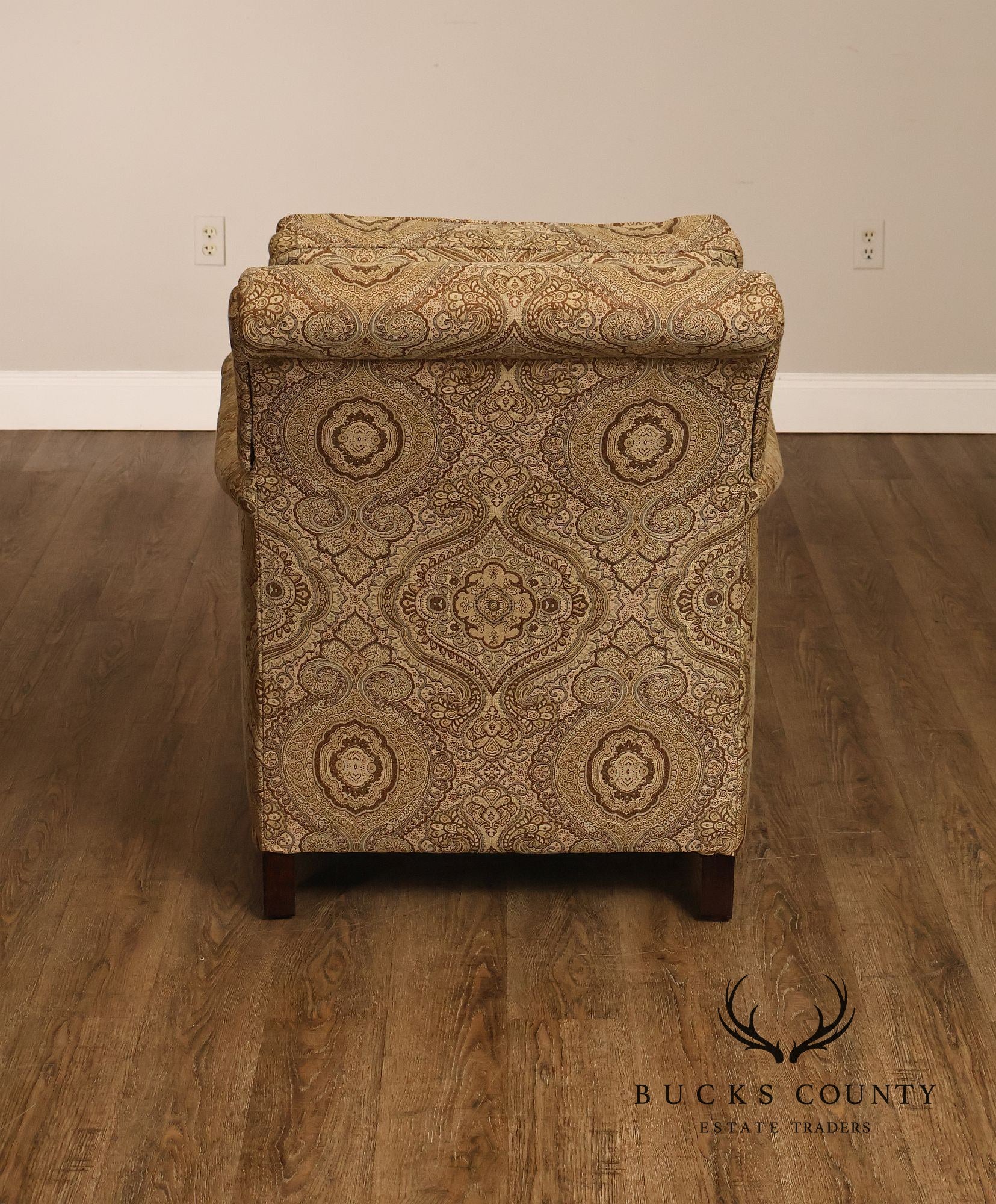 Bassett Traditional Style Upholstered Lounge Chair