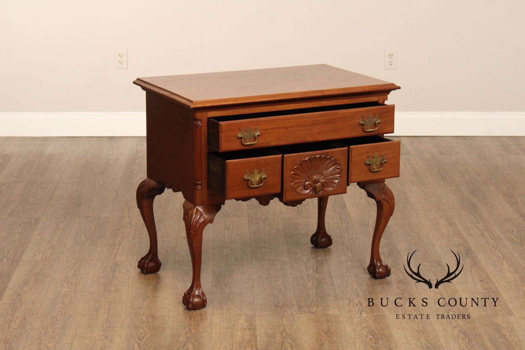 Antique Philadelphia Chippendale Style Mahogany Lowboy