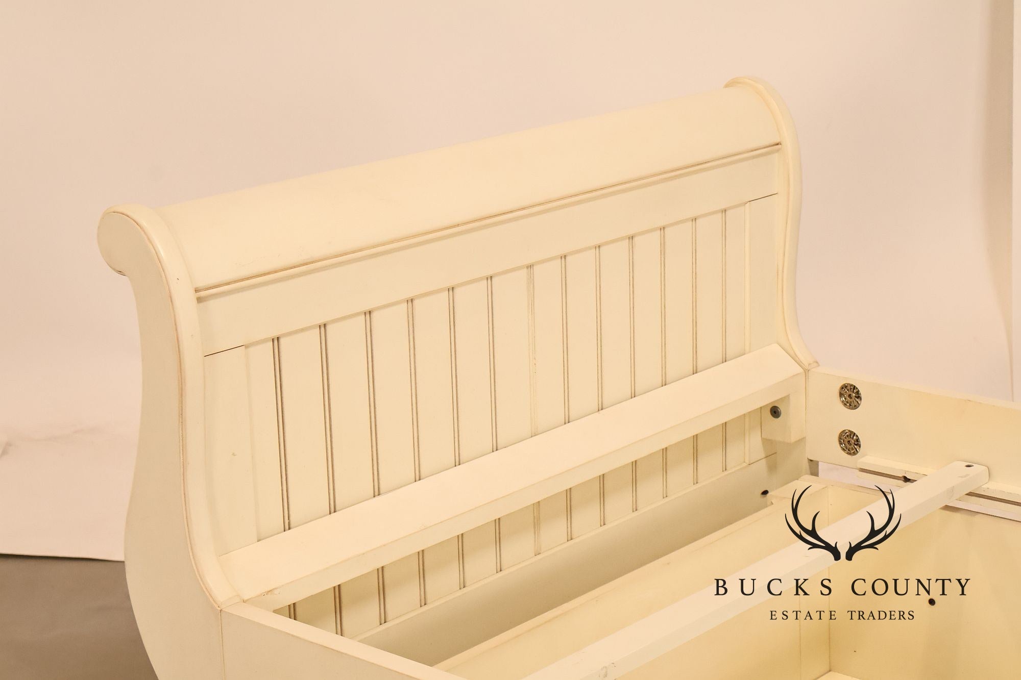 Ethan Allen Painted Beadboard Trundle Daybed