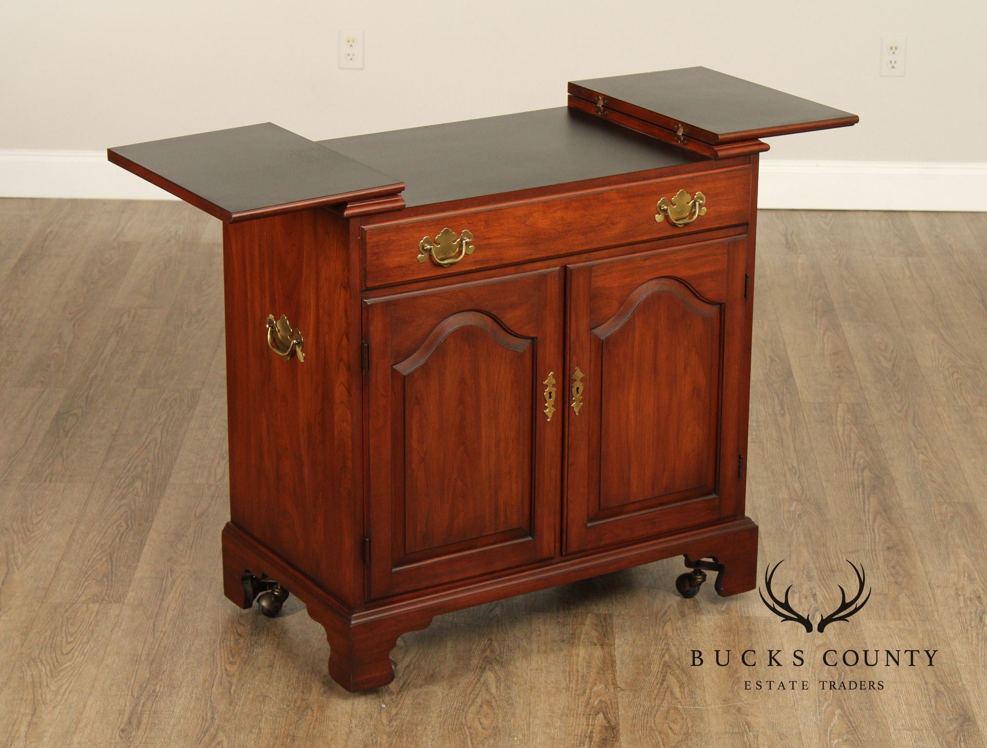Henkel Harris Chippendale Style Cherry Flip-Top Server Bar Cart