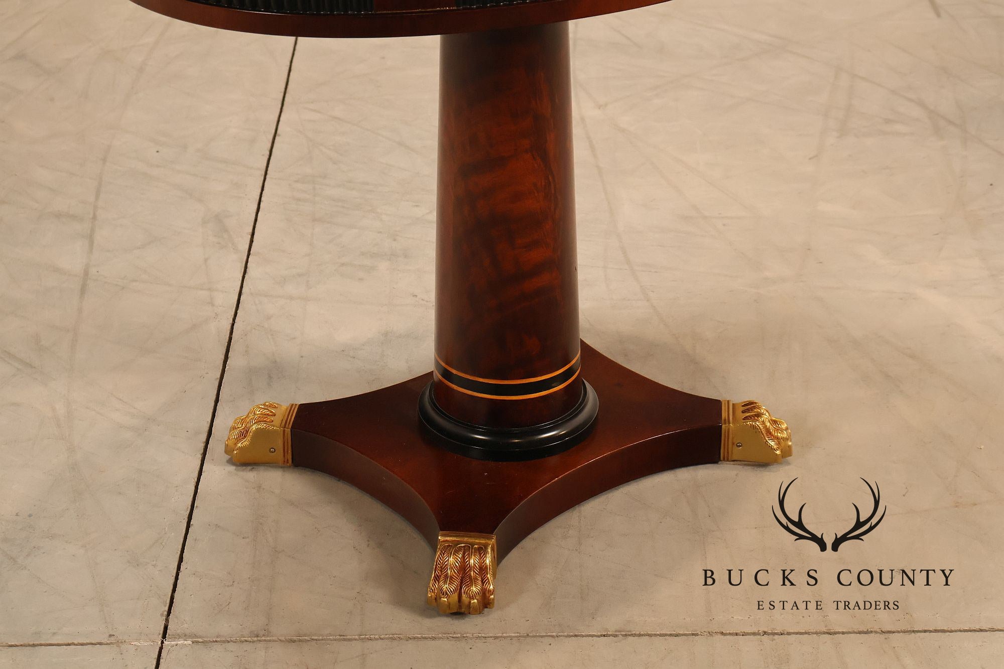 Mariner Neoclassical Style Pair Of Oval Mahogany Pedestal Tables