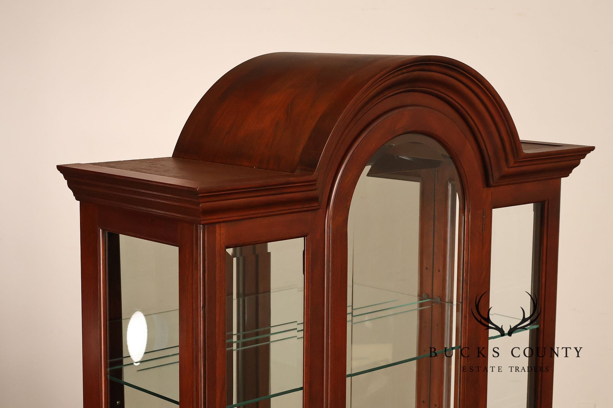 Pennsylvania House Traditional Cherry Lighted Glass Curio Display Cabinet