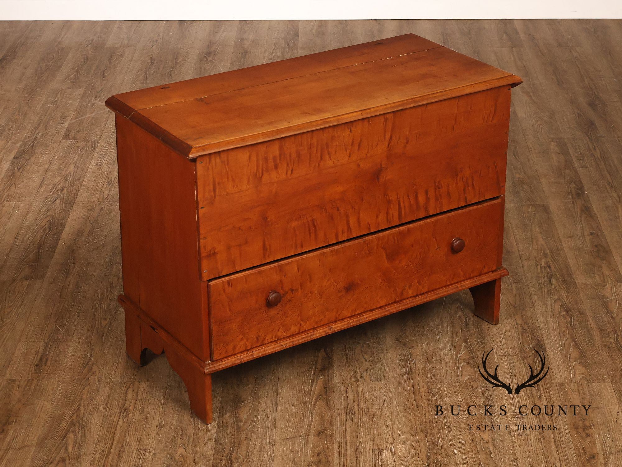 Antique American Country Birdseye Maple Blanket Chest With Lower Drawer