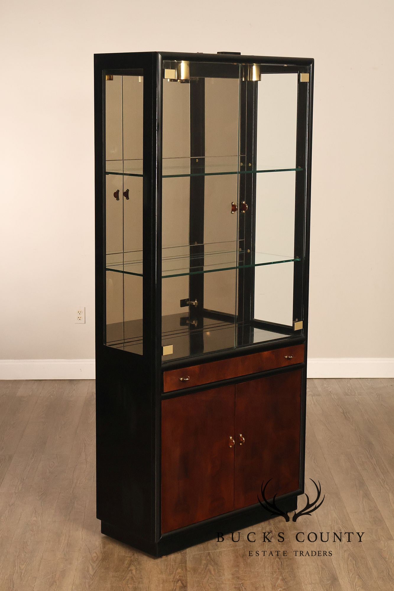 Henredon Scene Three Display Curio Cabinet