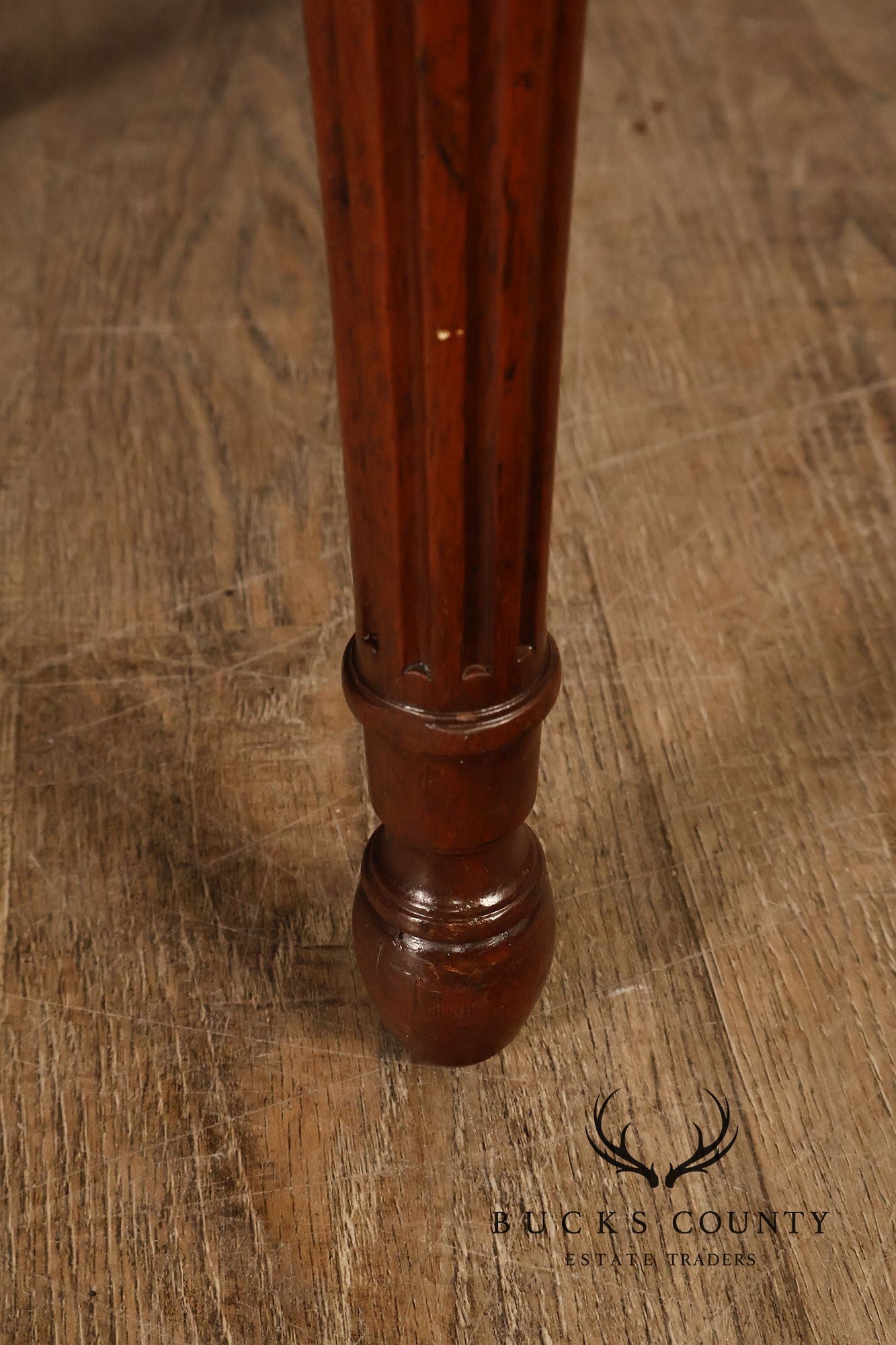 Hepplewhite Inspired Set Of Eight Mahogany Carved Oval Back Dining Chairs