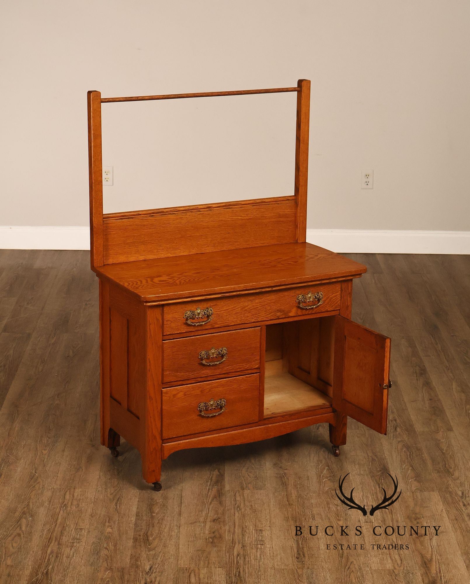Paine’s Furniture Company Antique Victorian Oak Washstand